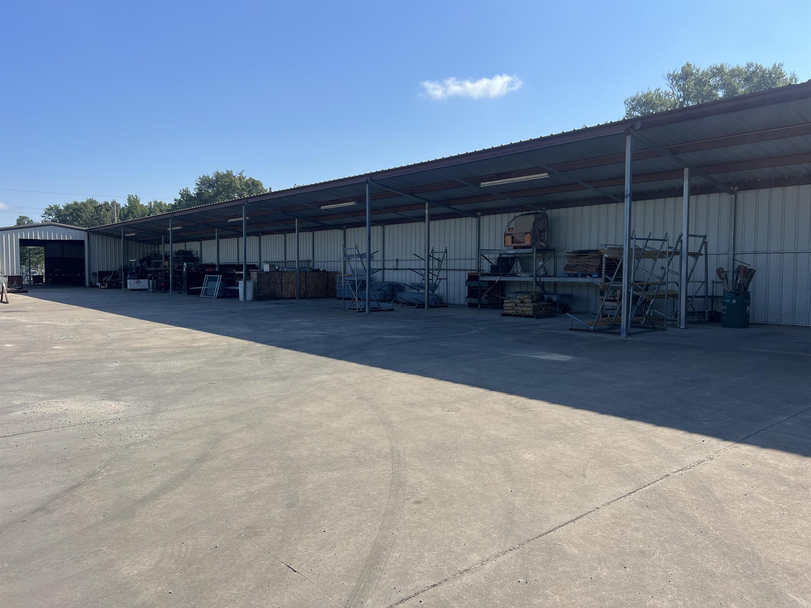 Metes & Bounds - Commercial Sale