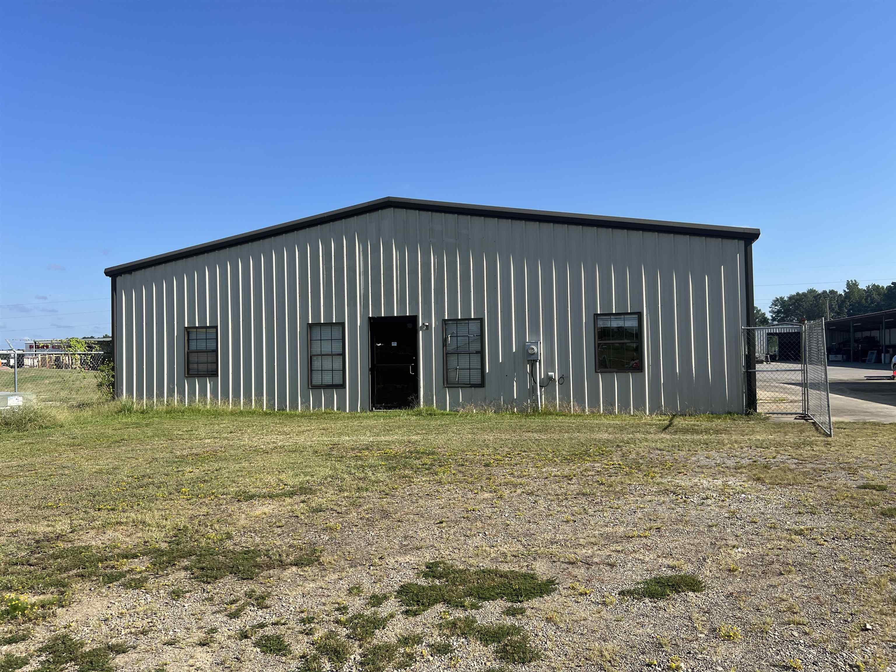 Metes & Bounds - Commercial Sale