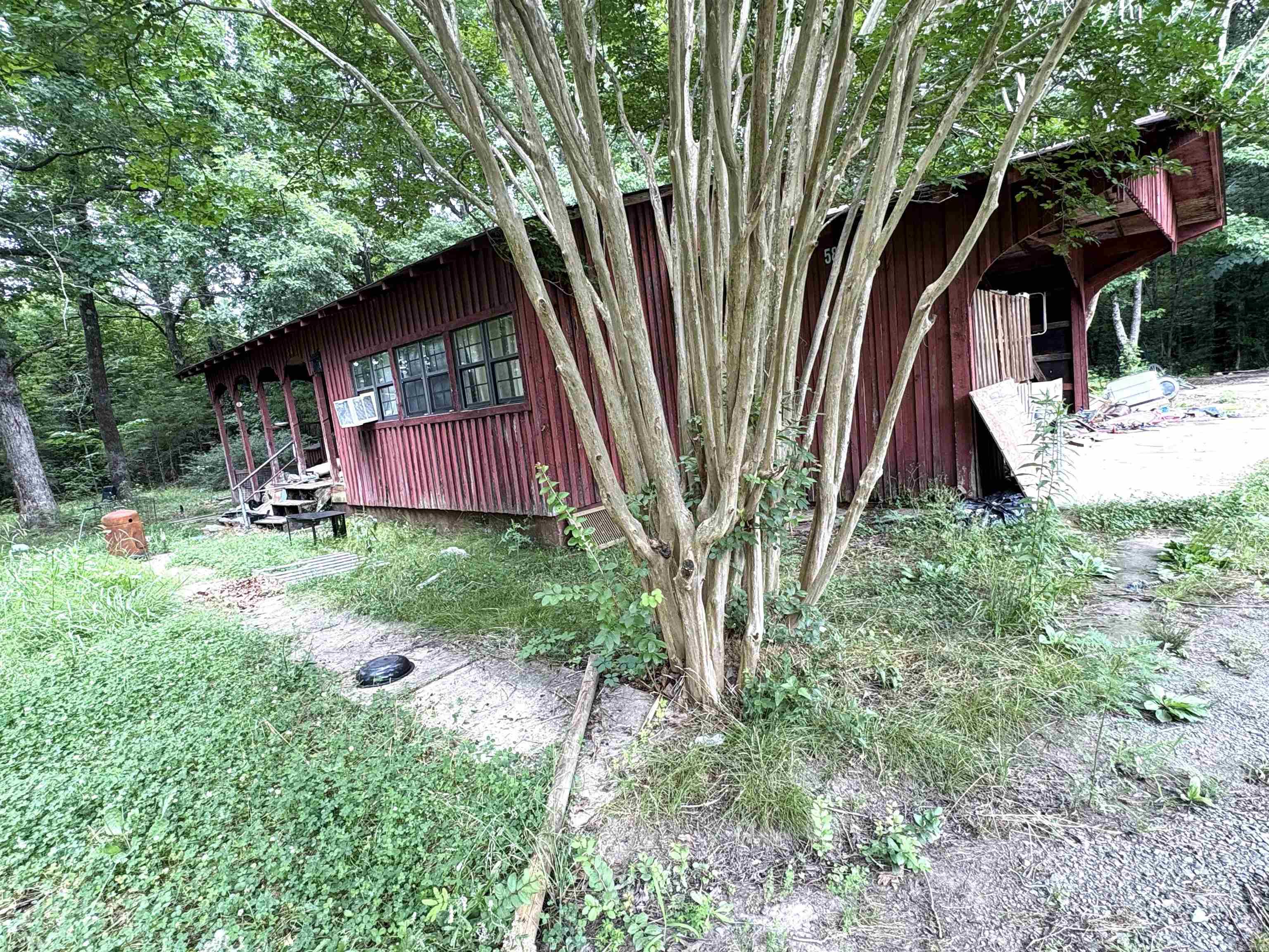Perryville City Acreage - Residential