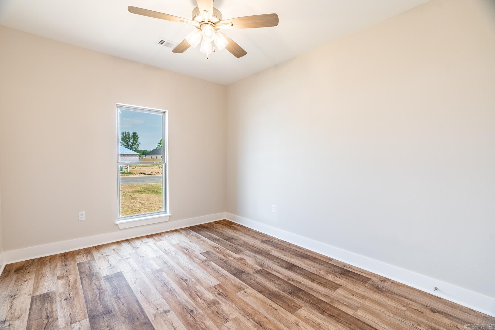 EAST MEADOW - Residential