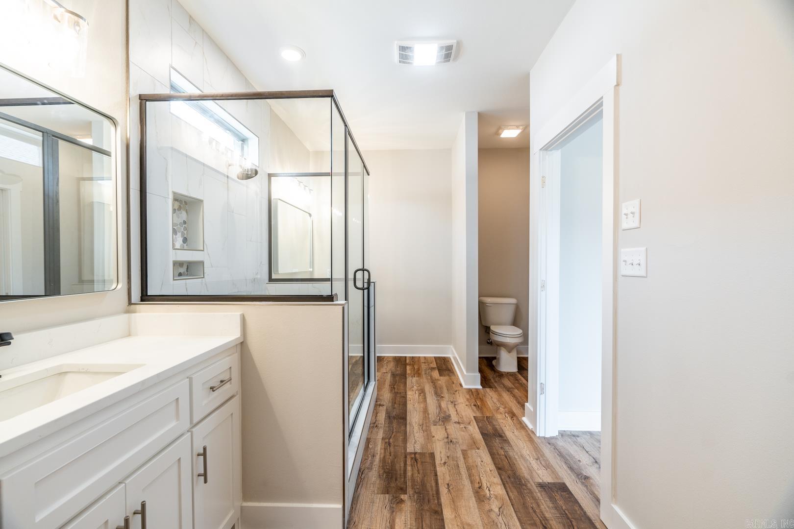 EAST MEADOW - Residential