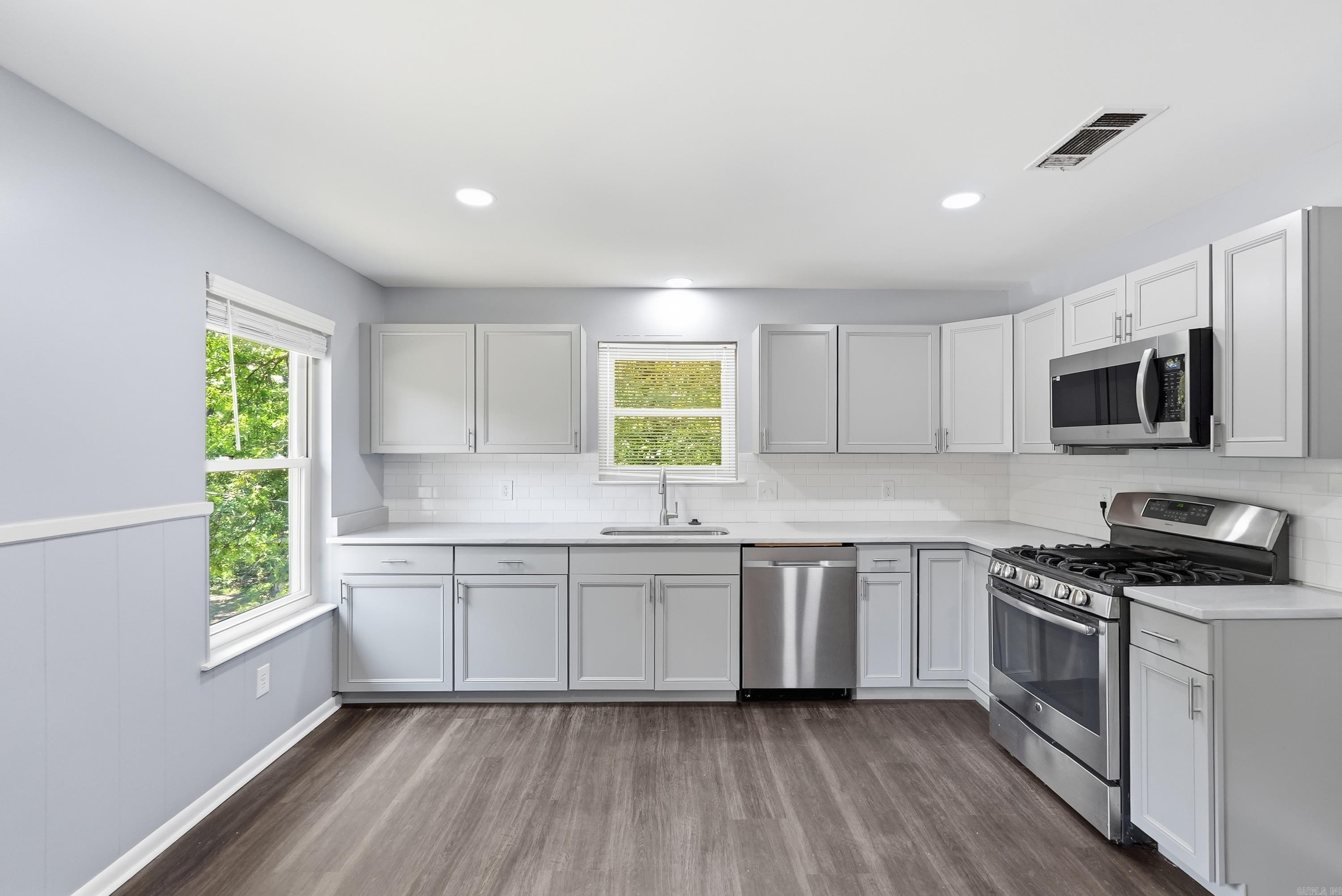 INDIAN RIDGE - Residential