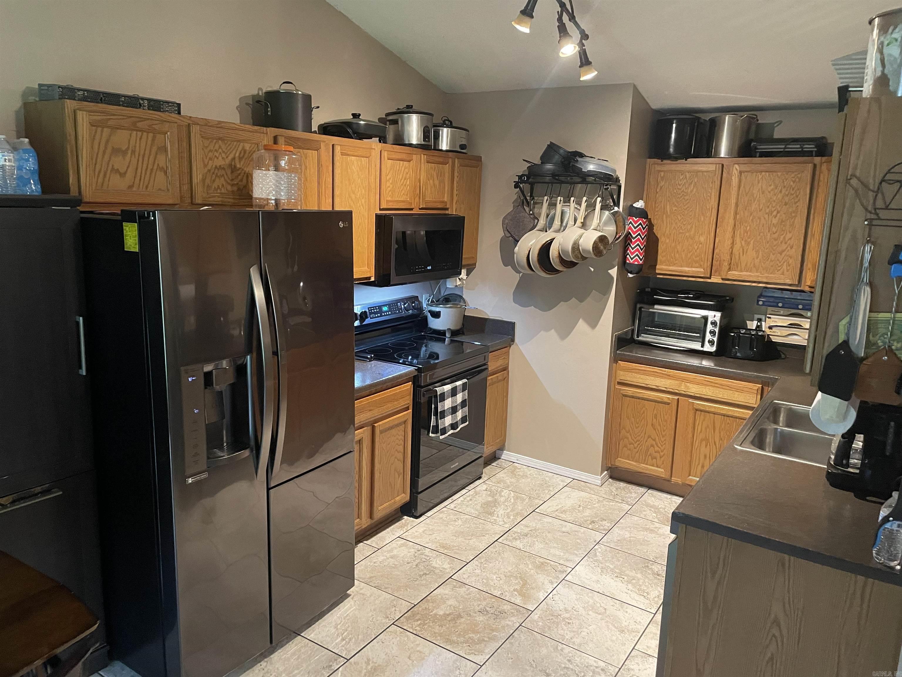 Kingsberry Estates - Residential