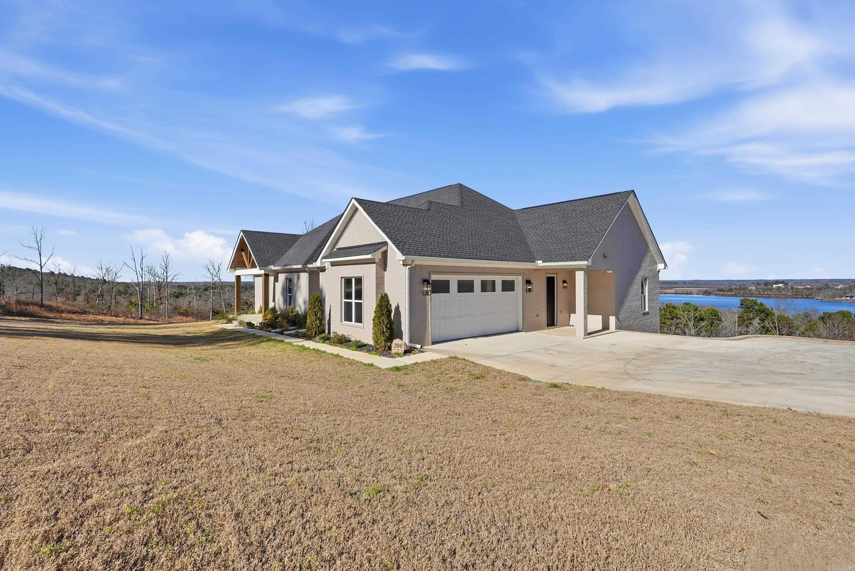 NORTH VIEW ESTATES - Residential