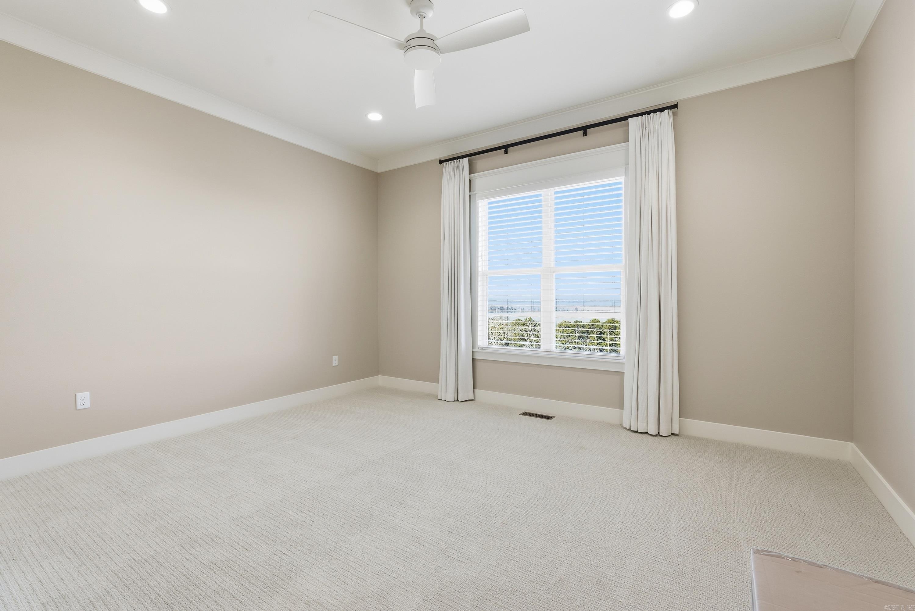 NORTH VIEW ESTATES - Residential