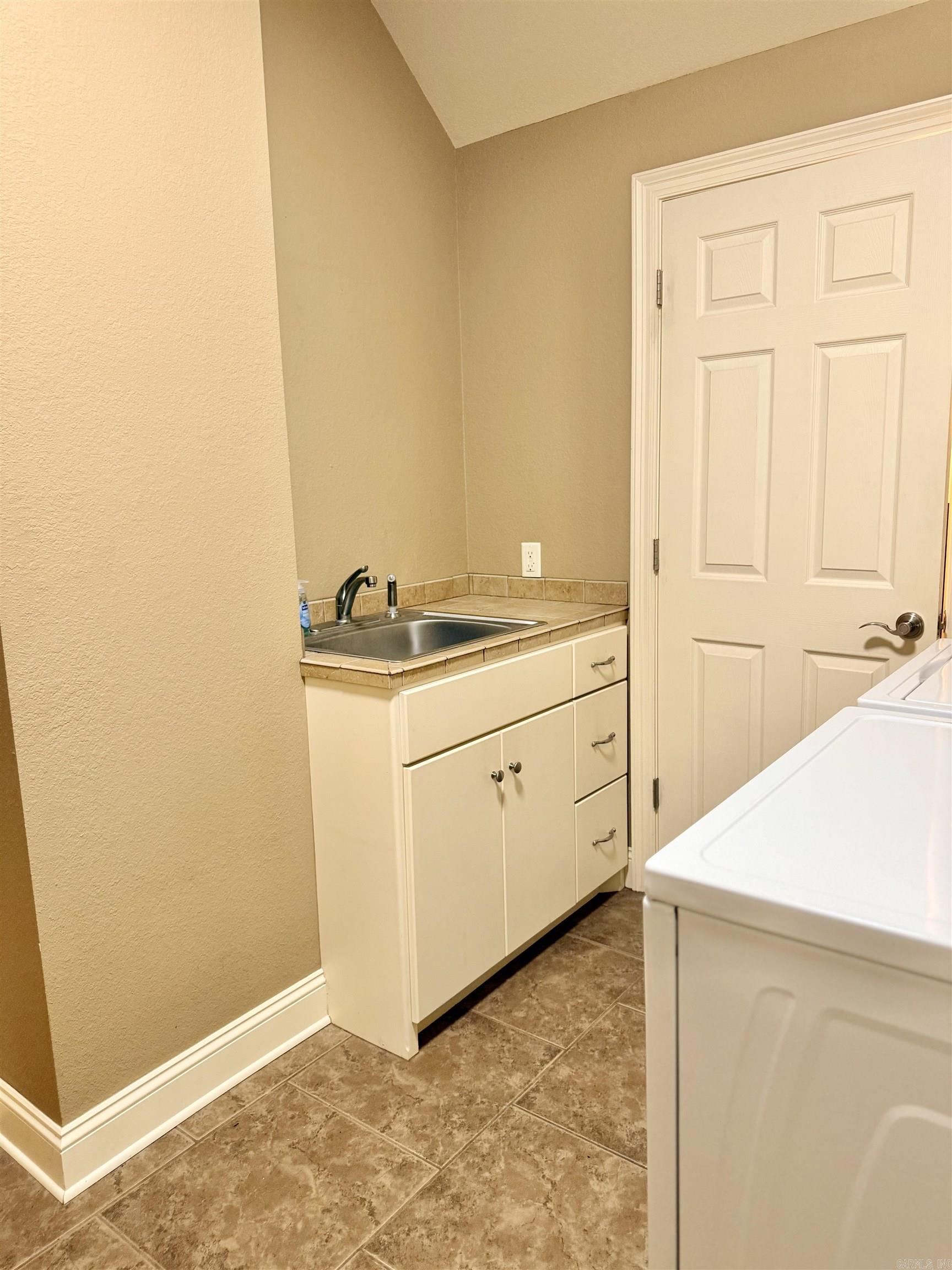 SEARCY LANDING - Residential