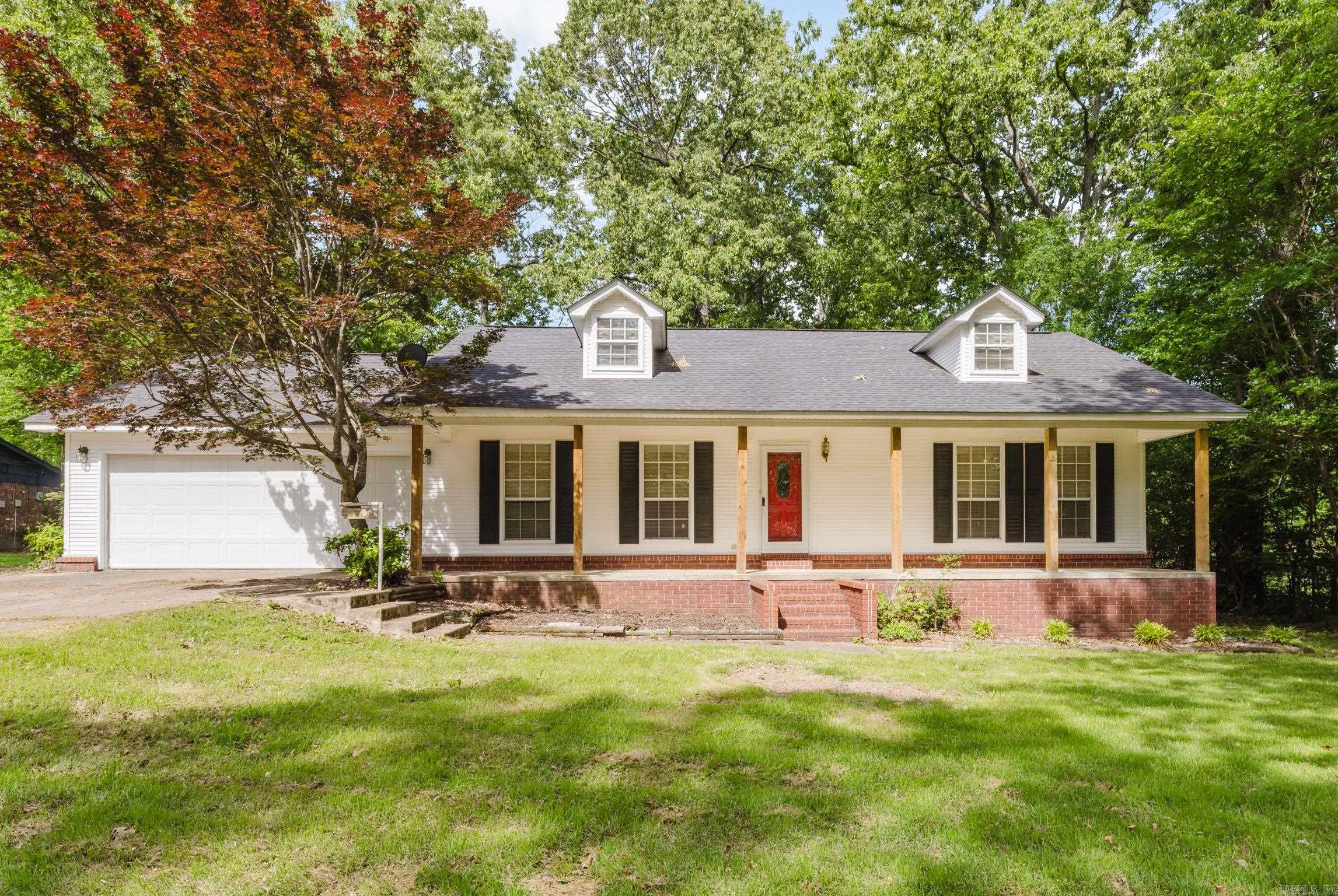 SALEM OAKS - Residential