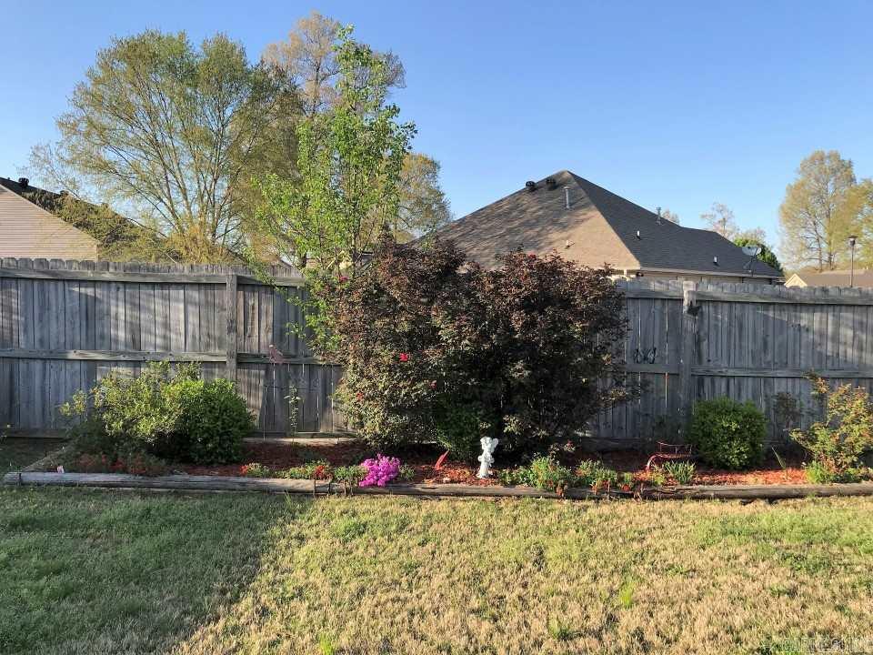 EMERALD VALLEY - Residential