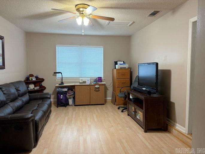 INDIAN HILLS - Residential