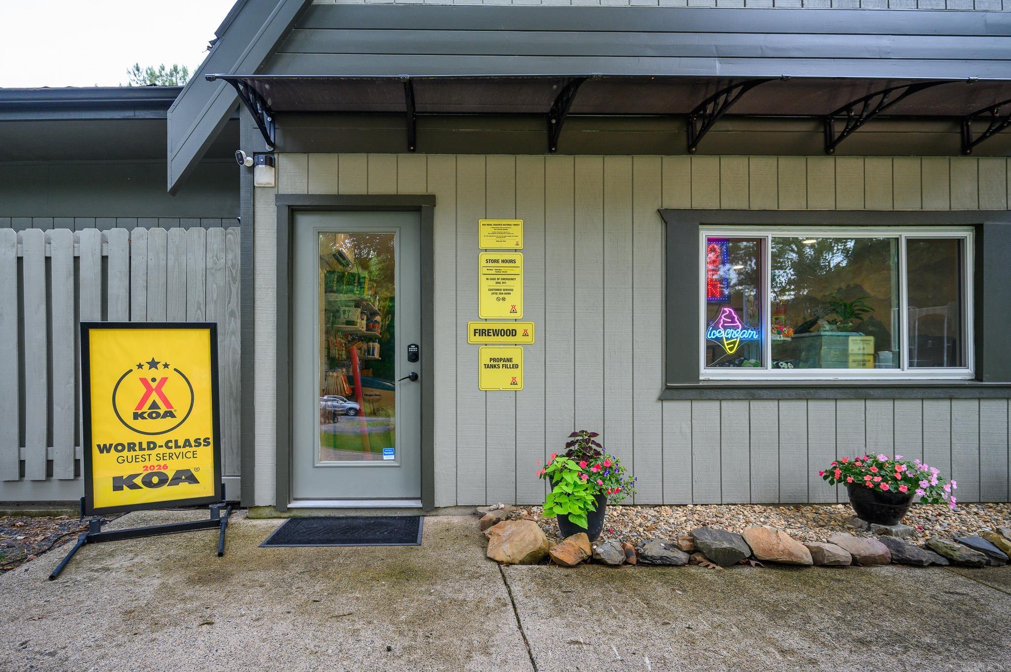 Metes & Bounds - Commercial Sale