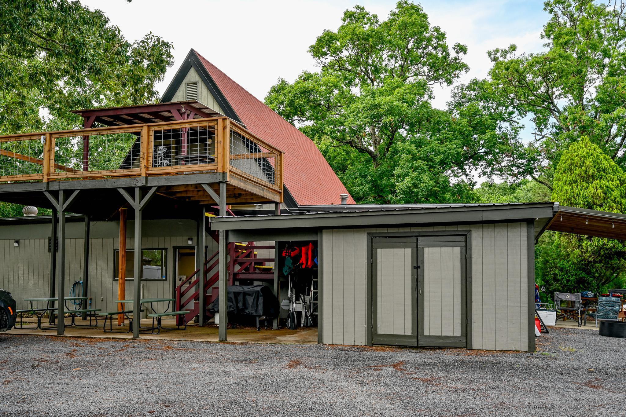 Metes & Bounds - Commercial Sale