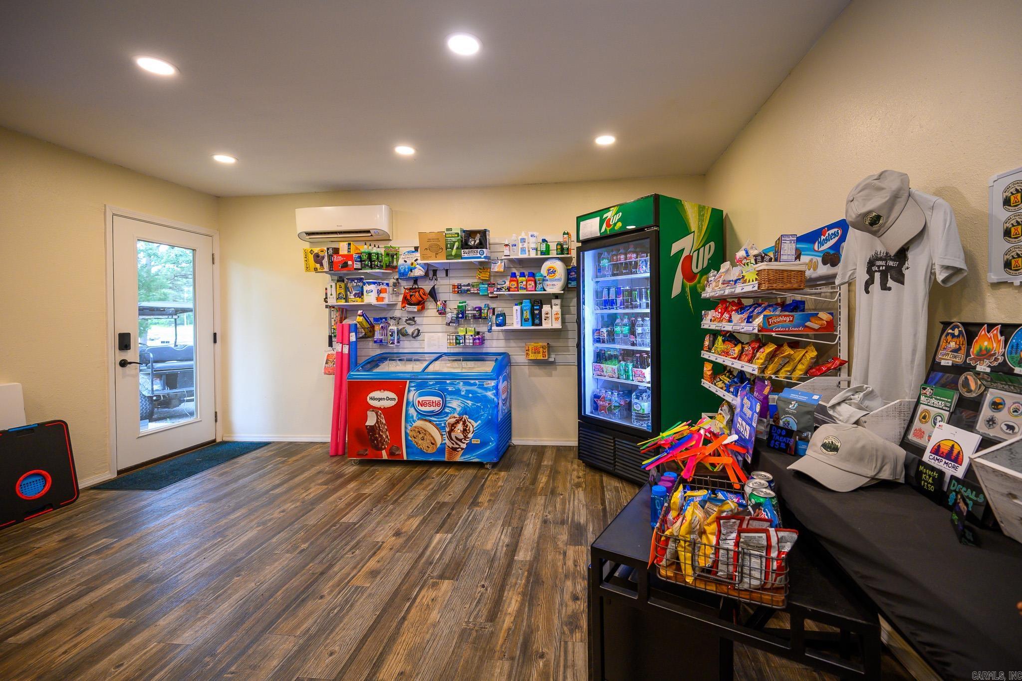 Metes & Bounds - Commercial Sale