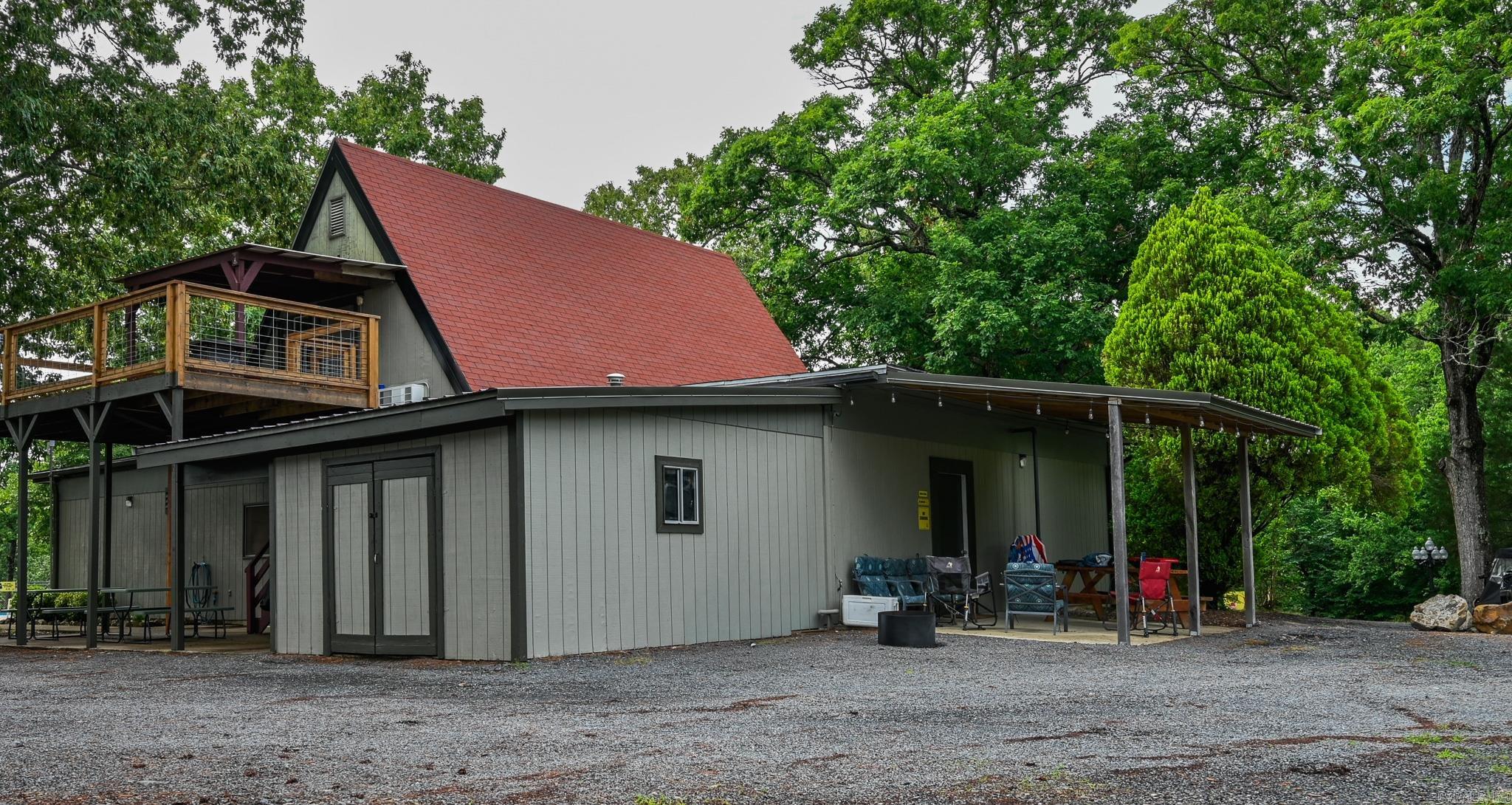 Metes & Bounds - Commercial Sale