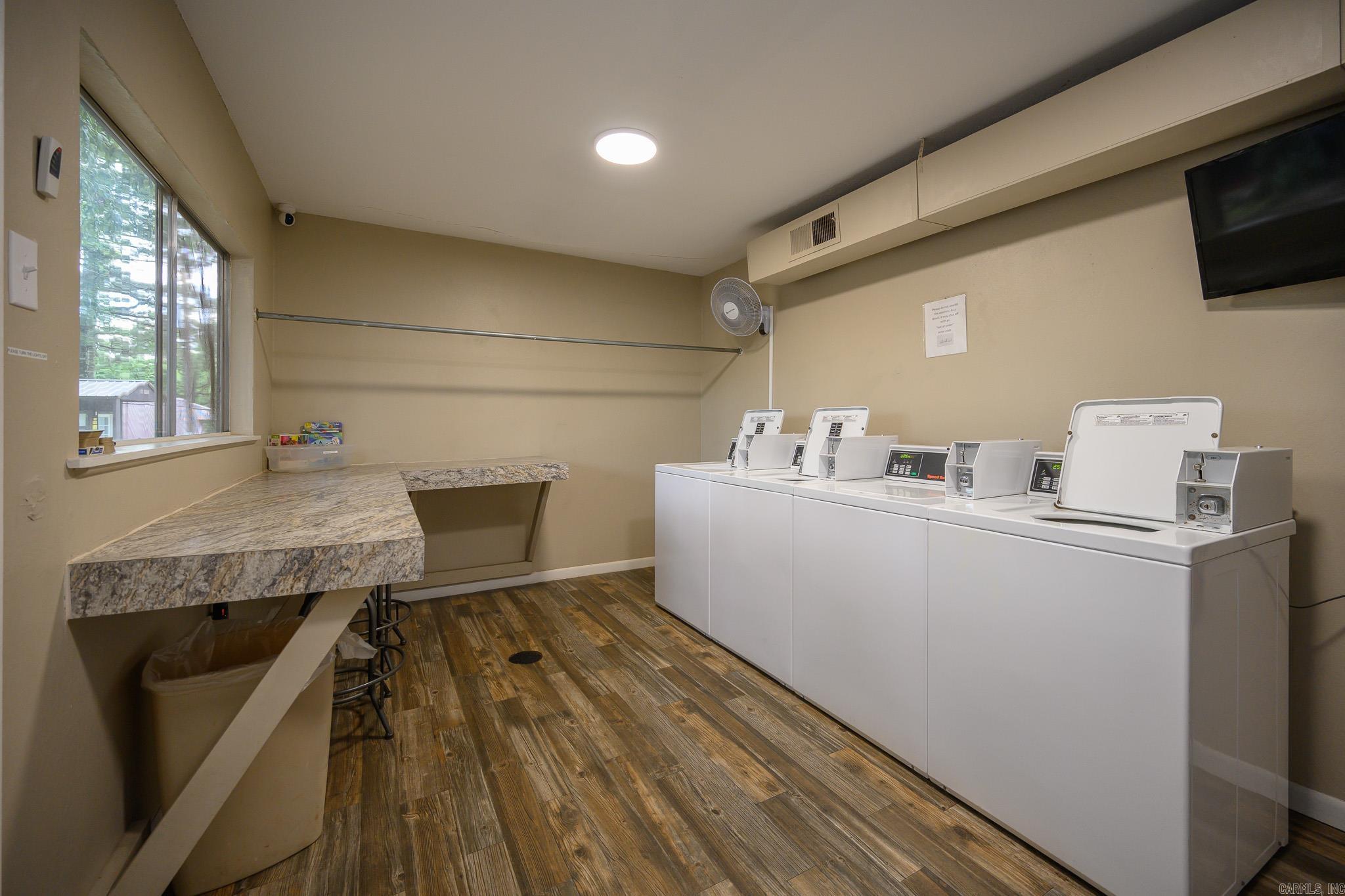 Metes & Bounds - Commercial Sale