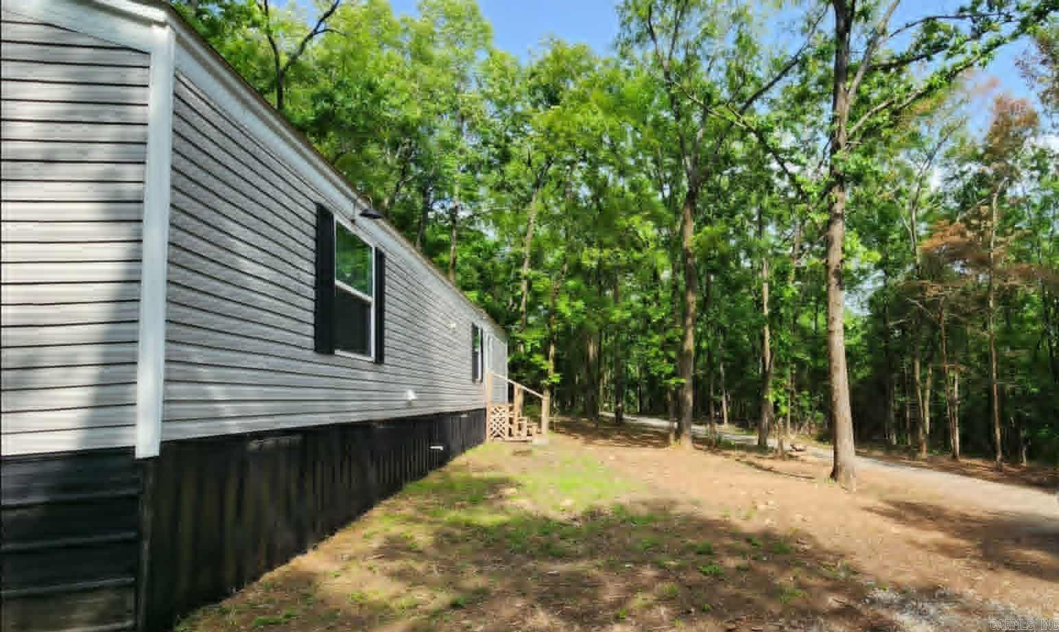 OAK MEADOWS ACRES - Residential