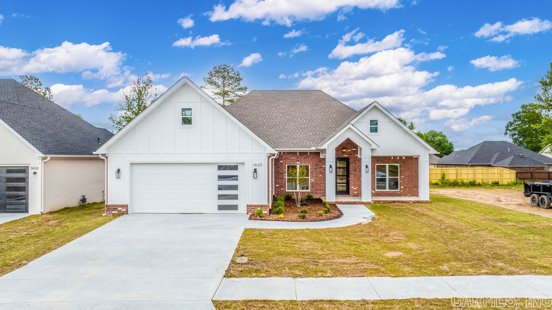 IVY PLACE - Residential