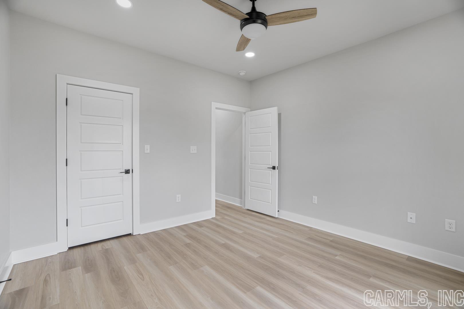 IVY PLACE - Residential