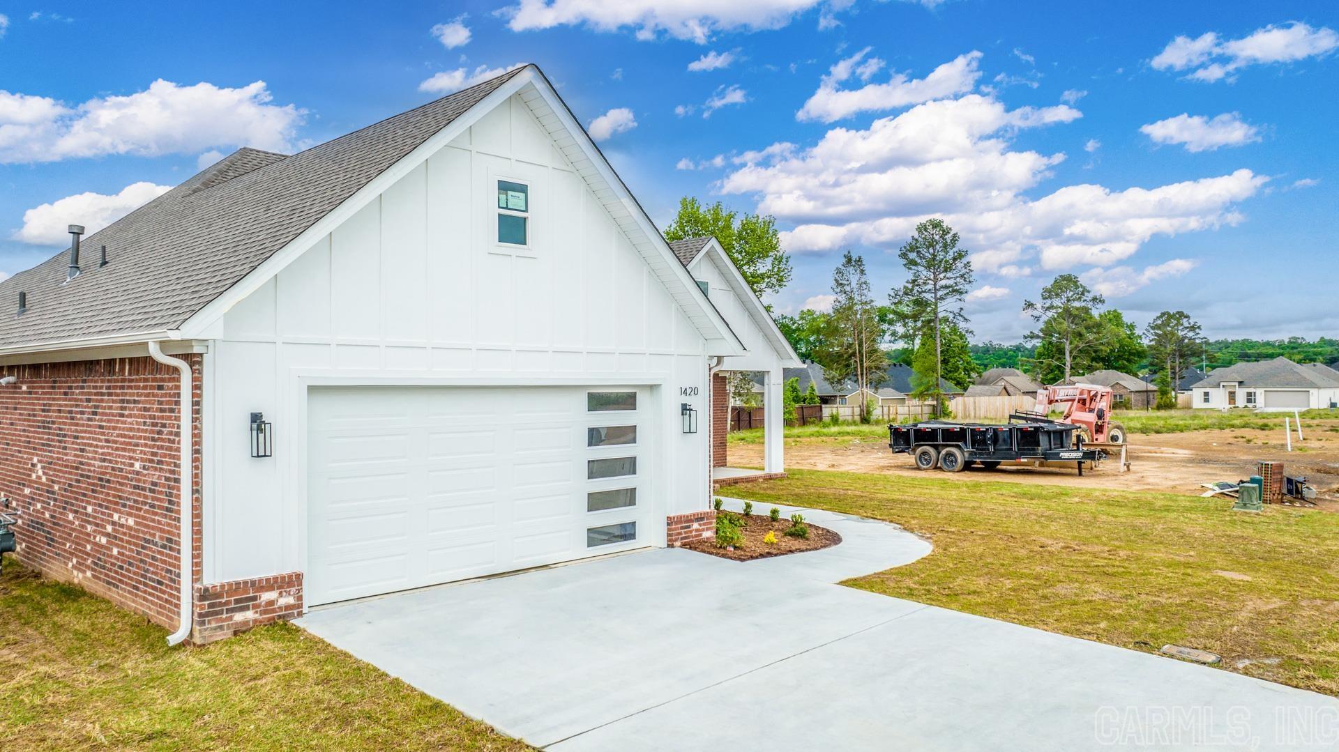 IVY PLACE - Residential