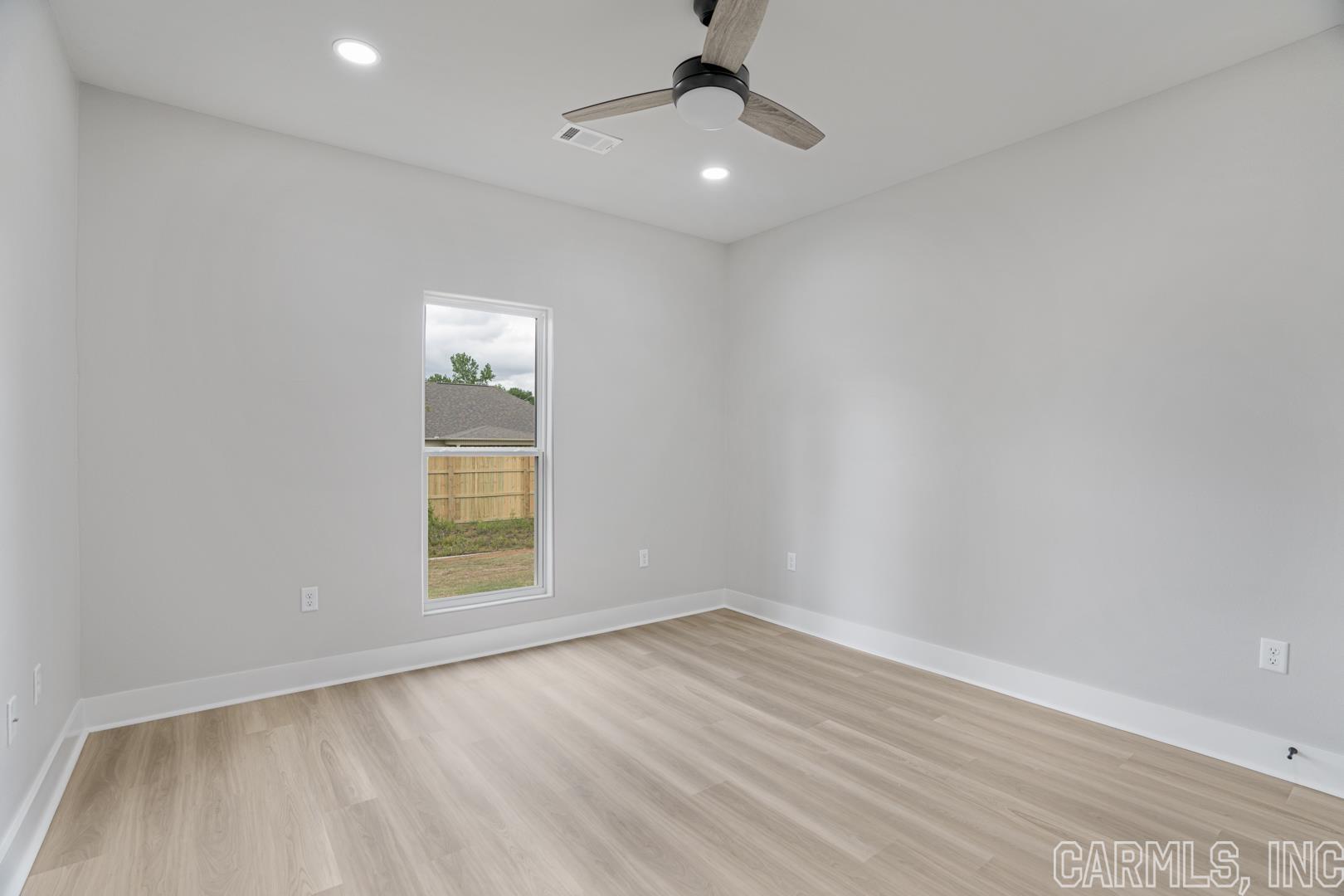 IVY PLACE - Residential