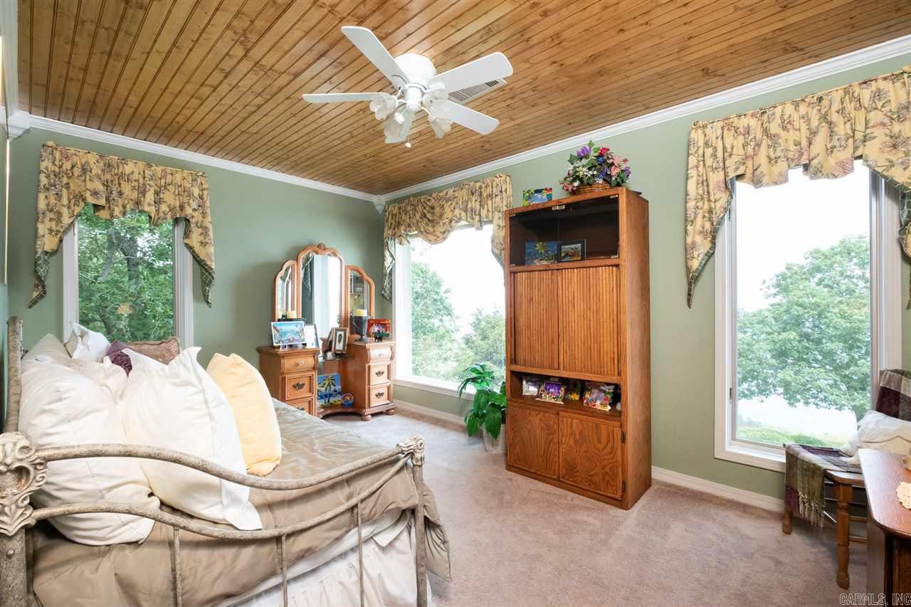 DIAMOND BLUFF ESTATES - Residential