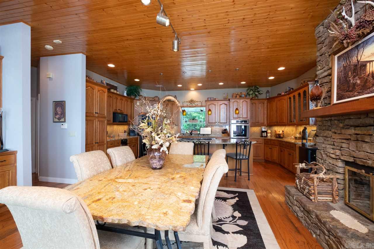 DIAMOND BLUFF ESTATES - Residential