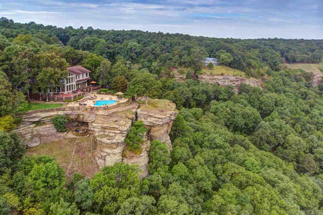DIAMOND BLUFF ESTATES - Residential