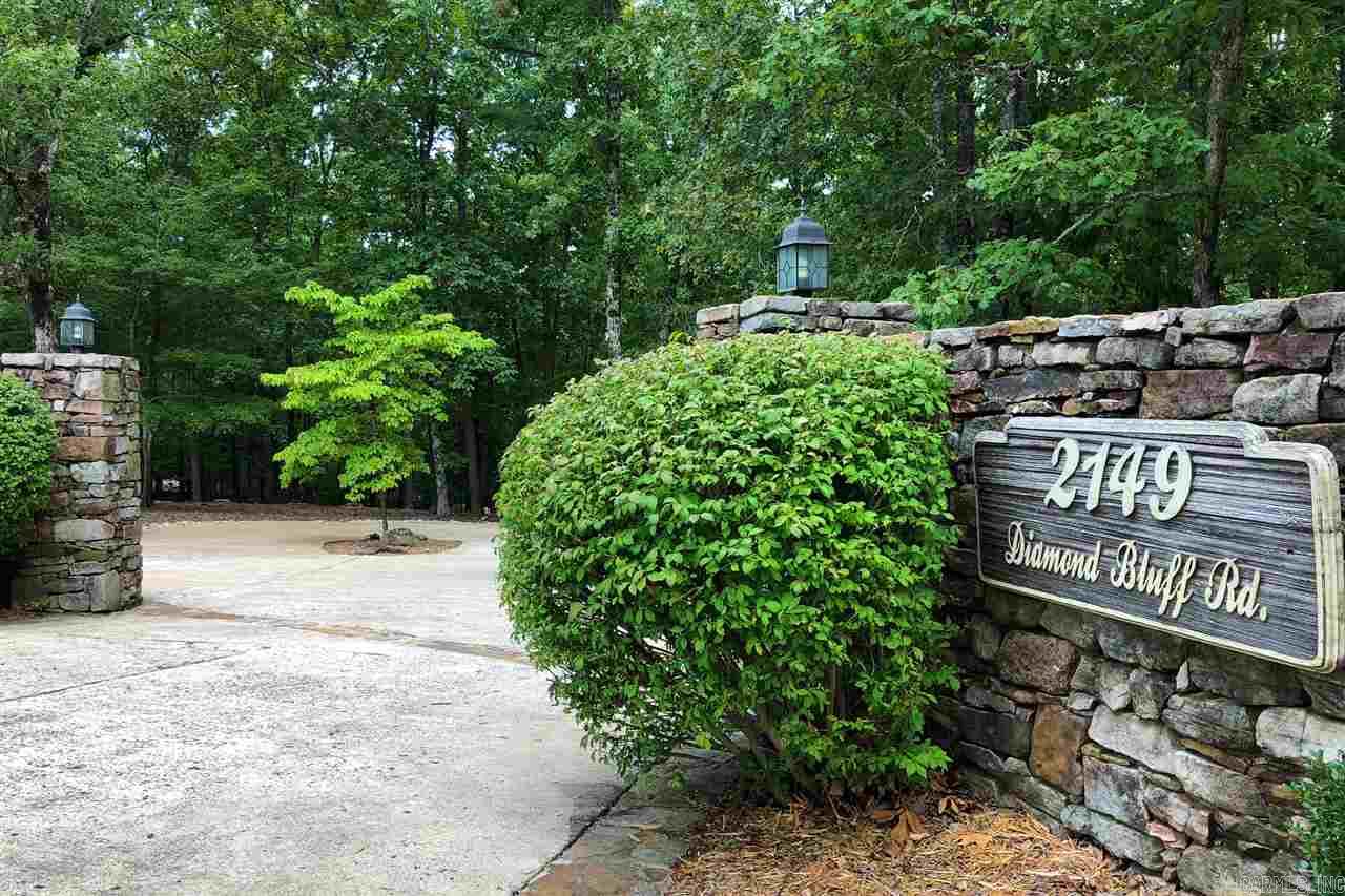 DIAMOND BLUFF ESTATES - Residential