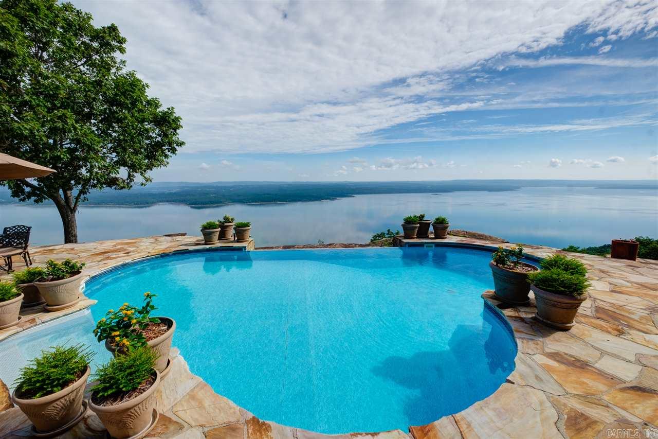 DIAMOND BLUFF ESTATES - Residential