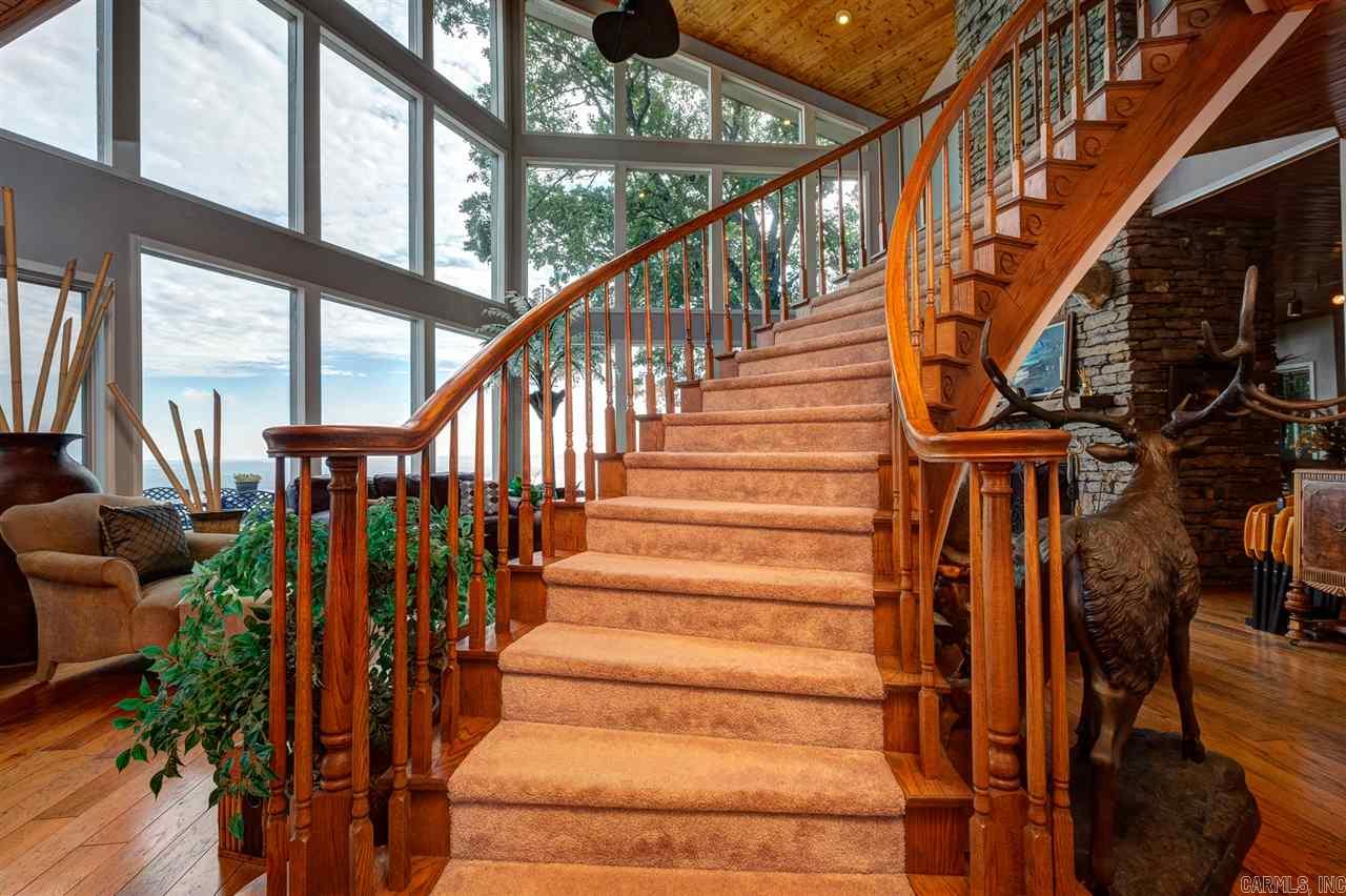 DIAMOND BLUFF ESTATES - Residential