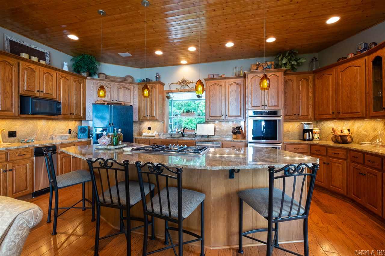DIAMOND BLUFF ESTATES - Residential