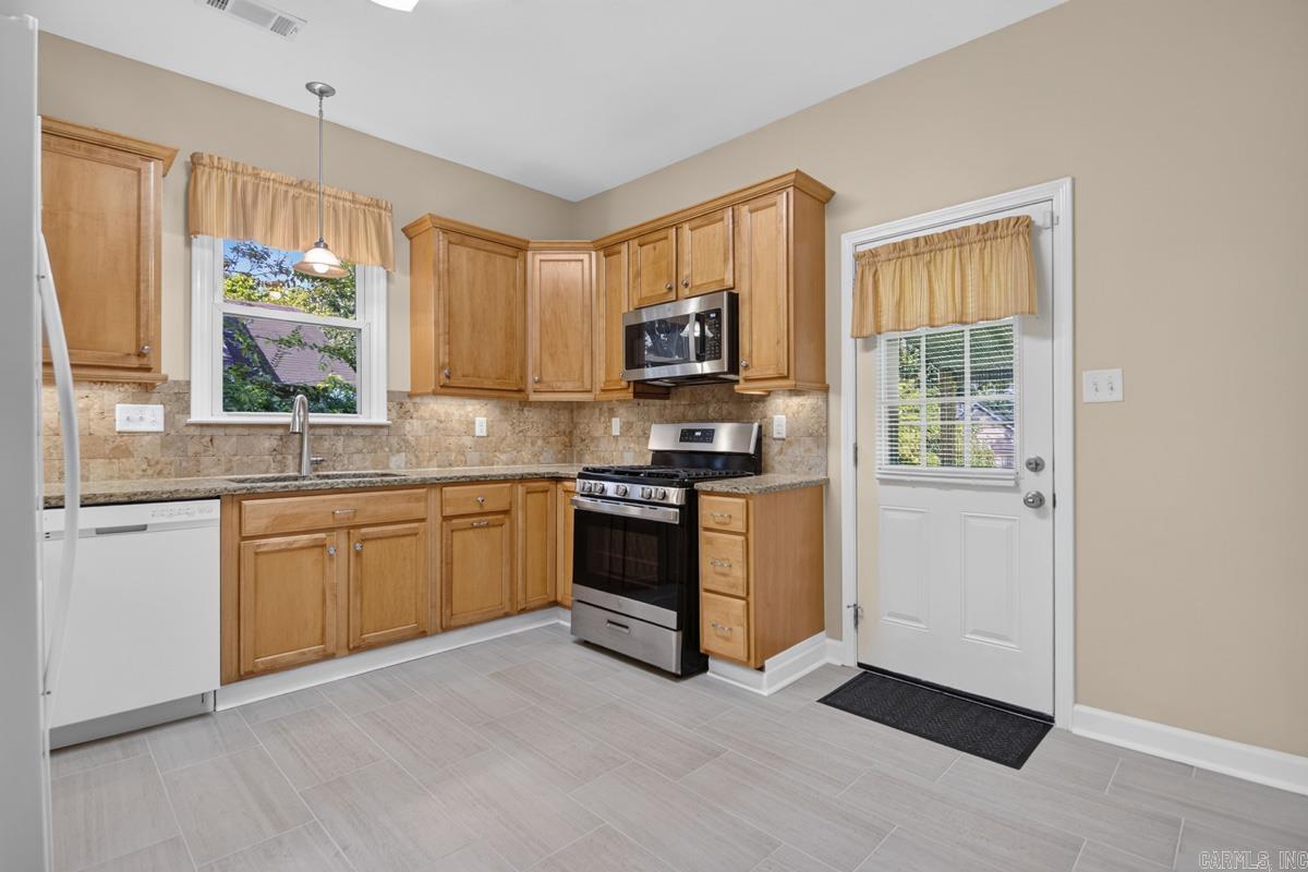 ELMHURST - Residential