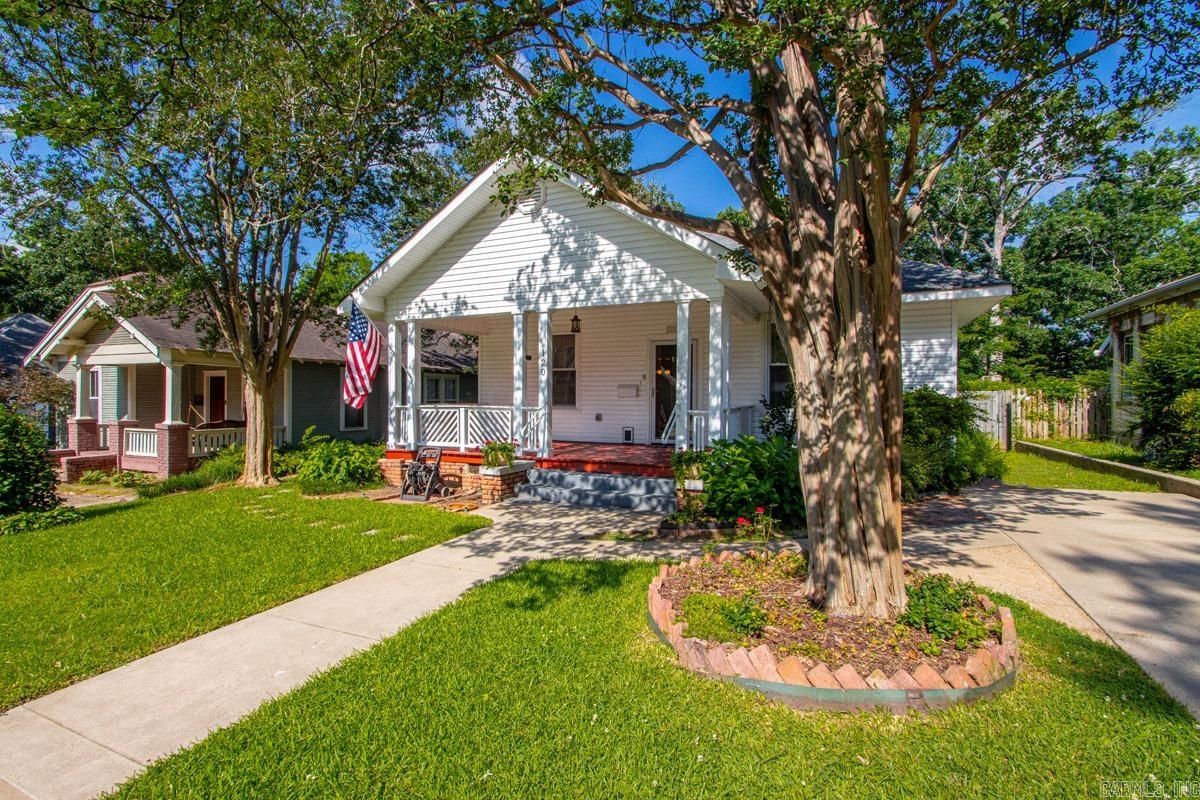 ELMHURST - Residential