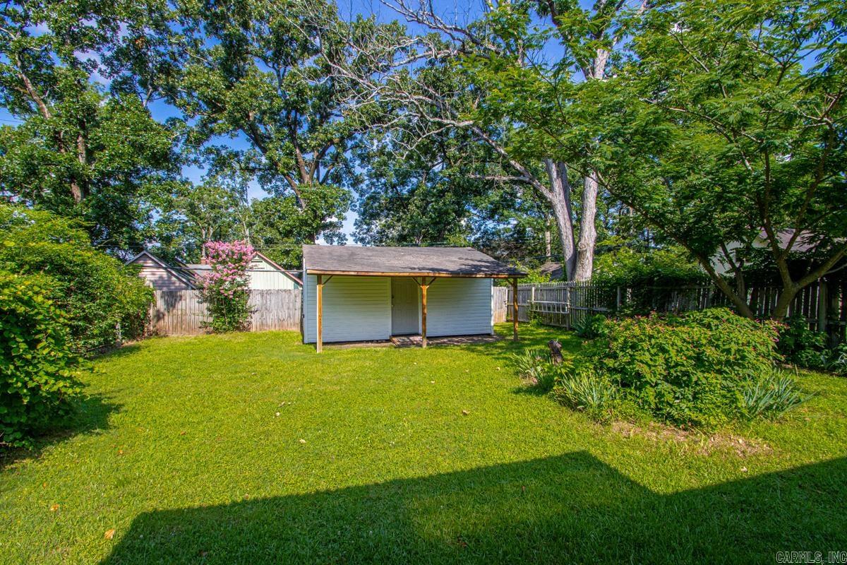 ELMHURST - Residential