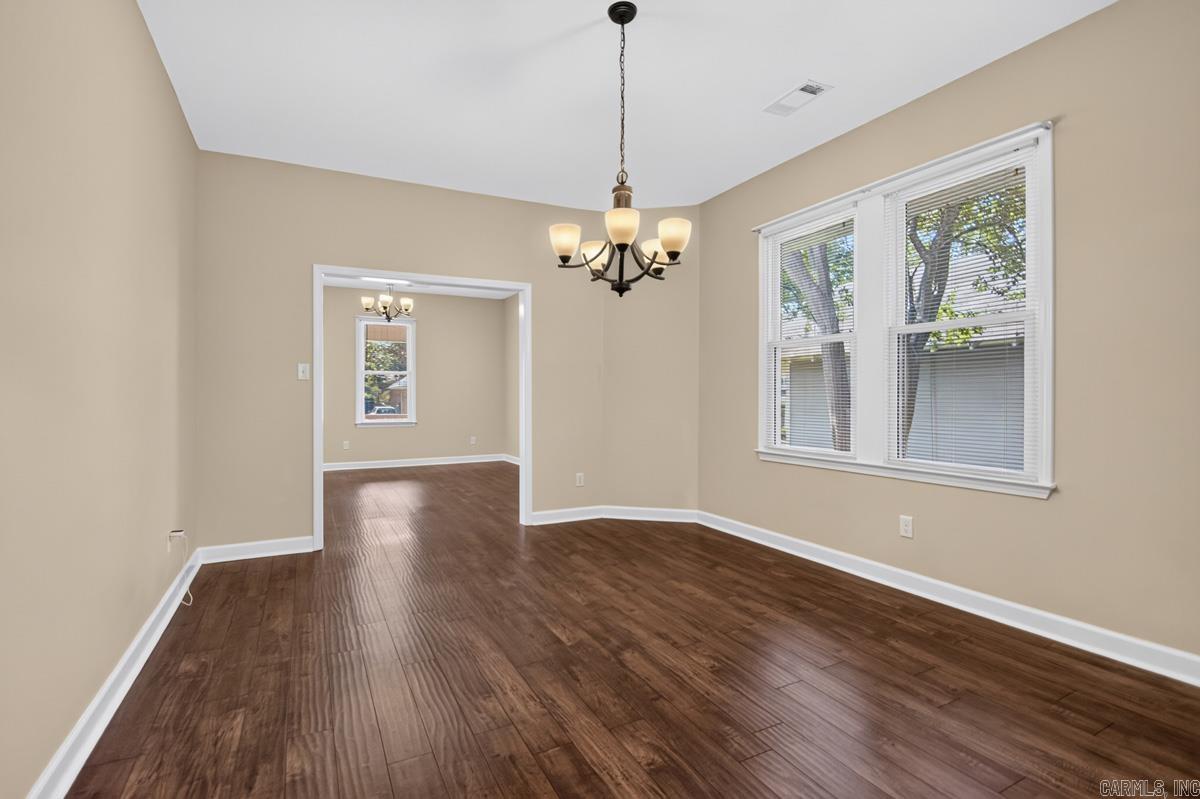 ELMHURST - Residential