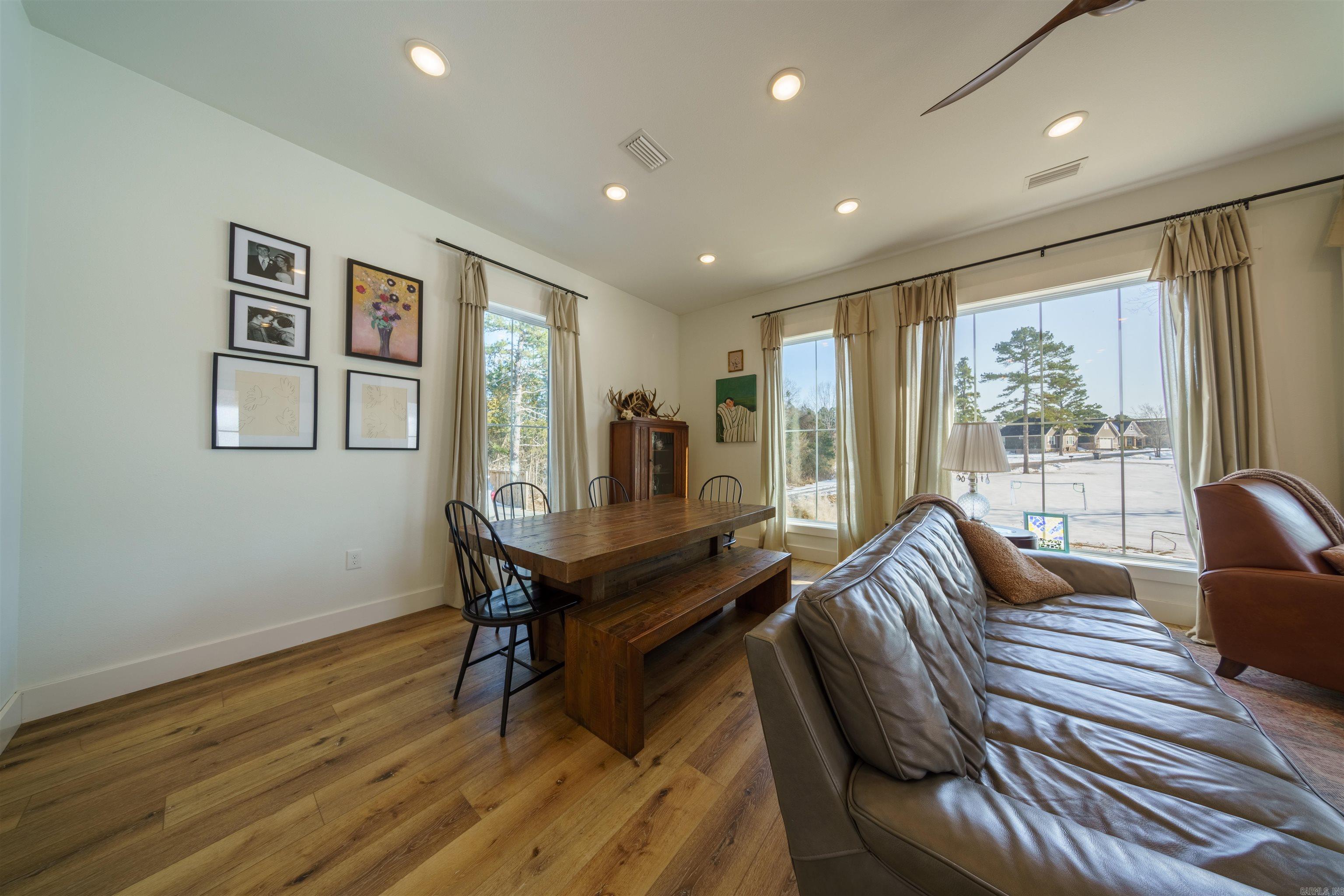 DOUBLE OAK ESTATES - Residential