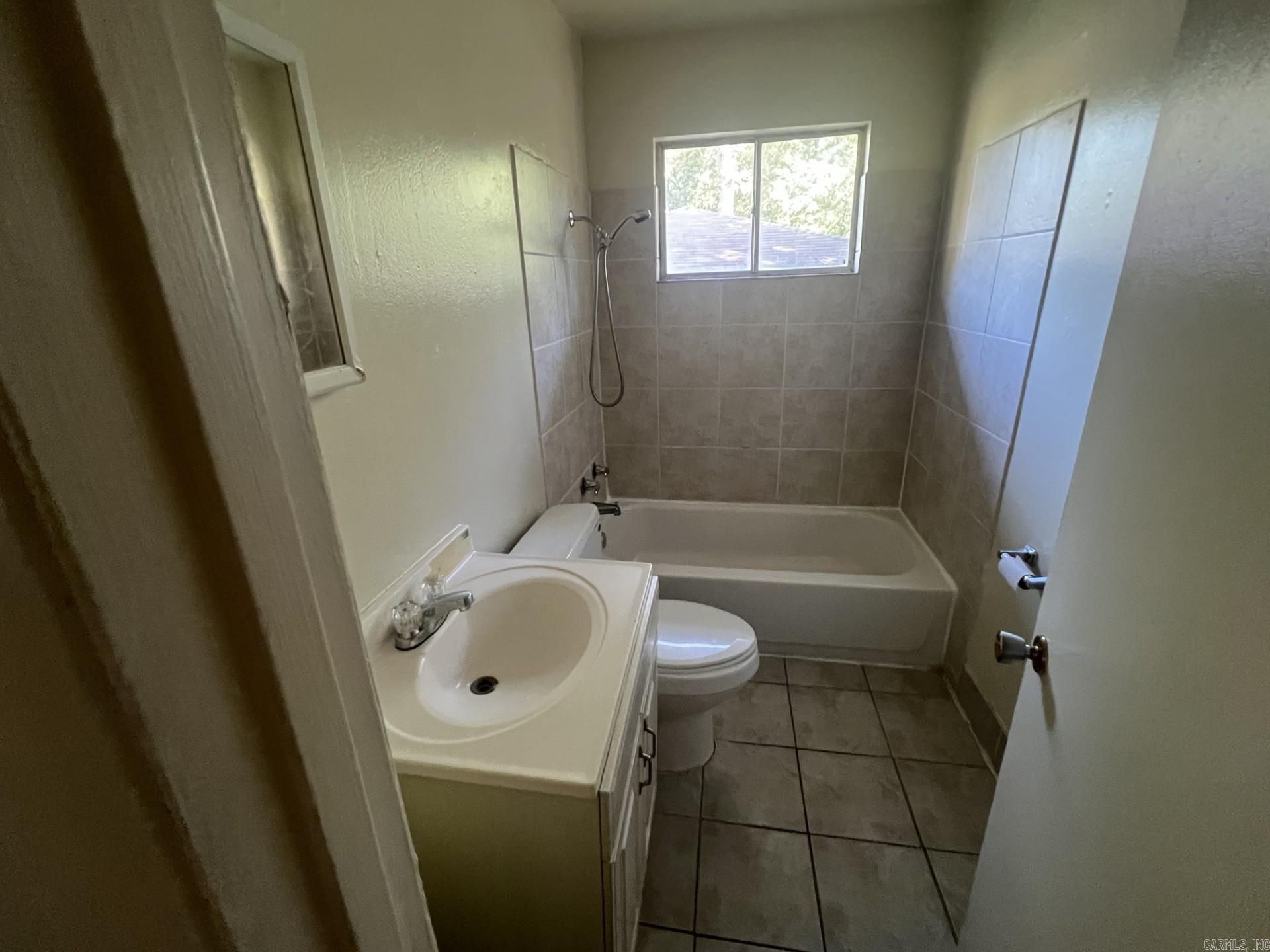 Brookwood - Residential Lease