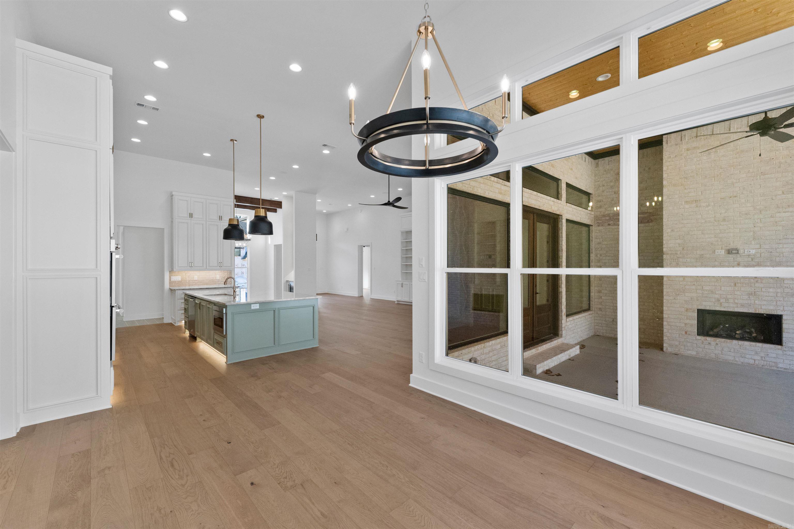 CHENAL VALLEY ABINGTON COURT - Residential