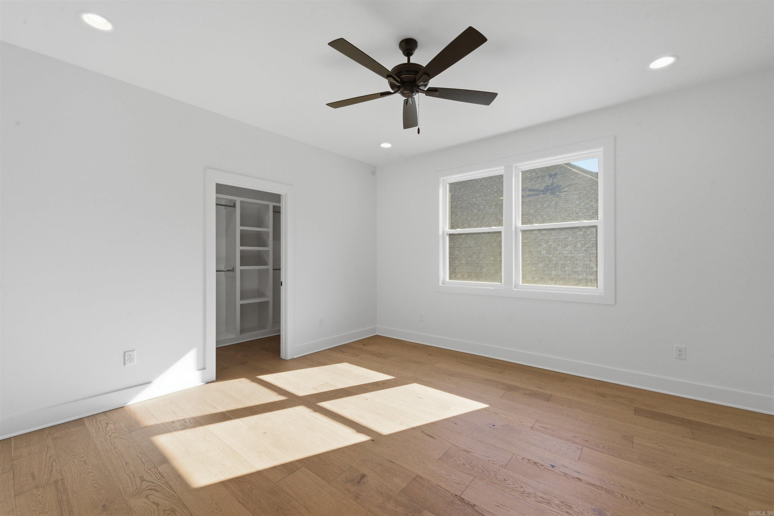 CHENAL VALLEY ABINGTON COURT - Residential