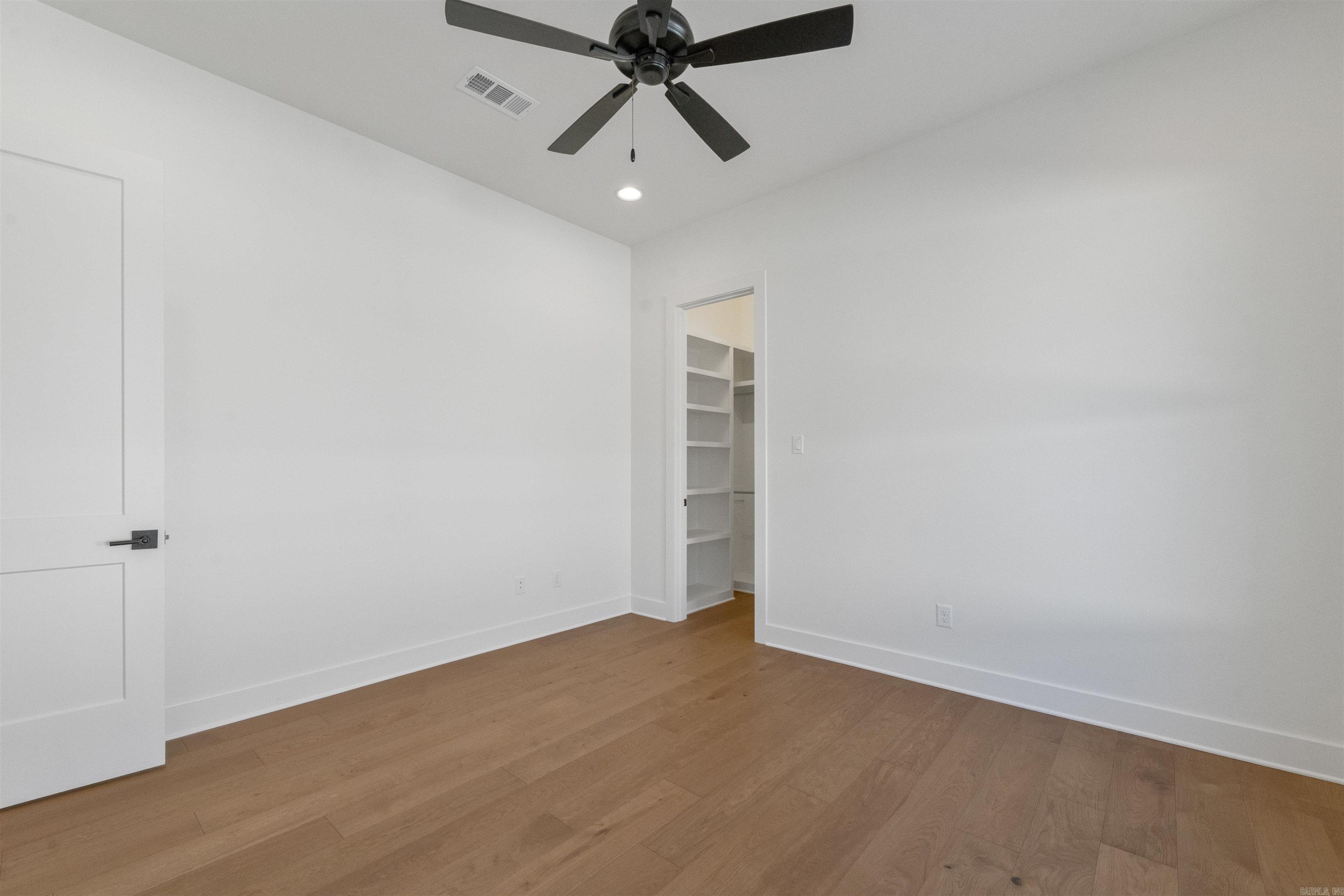 CHENAL VALLEY ABINGTON COURT - Residential