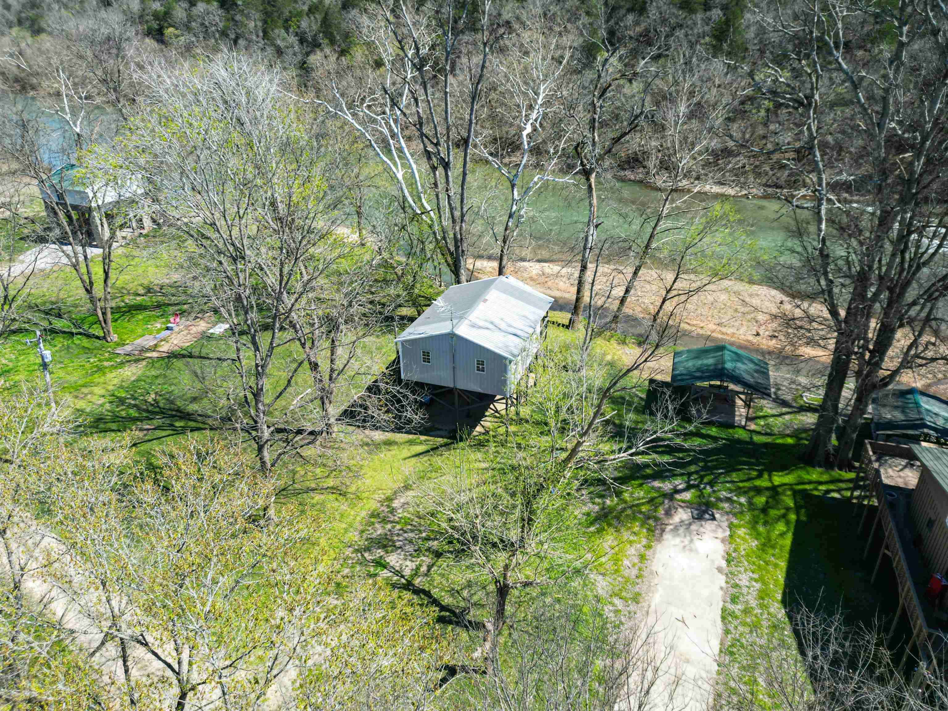 SPRING FALLS - Residential