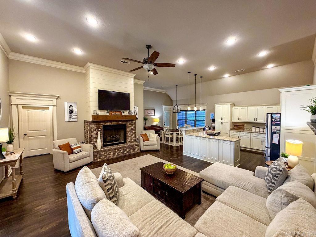 BRIDGER PLACE - Residential