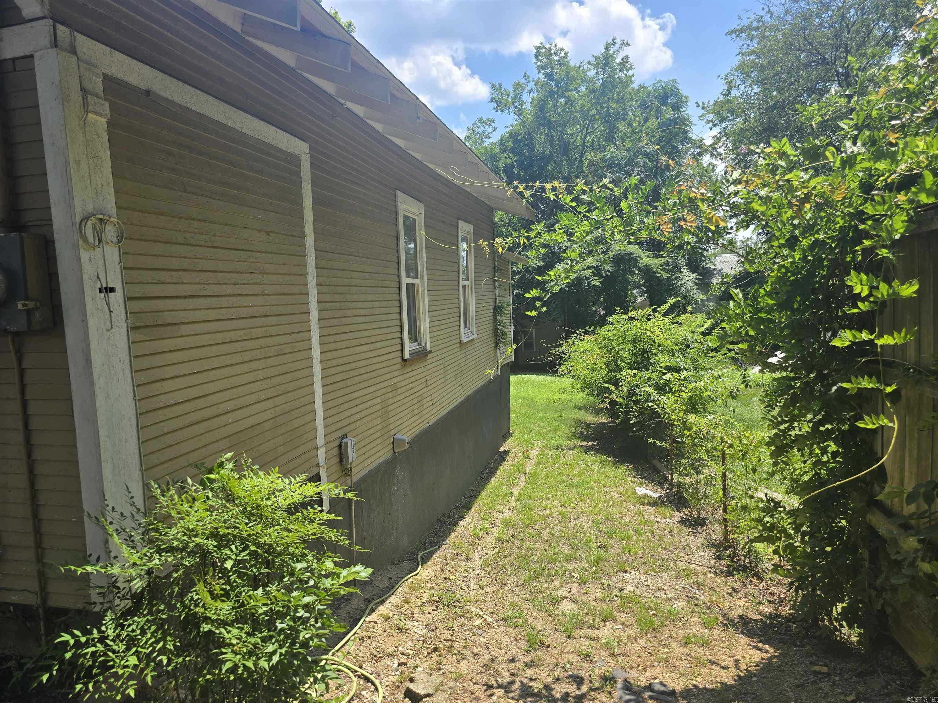 Morrison & Belding - Residential Lease