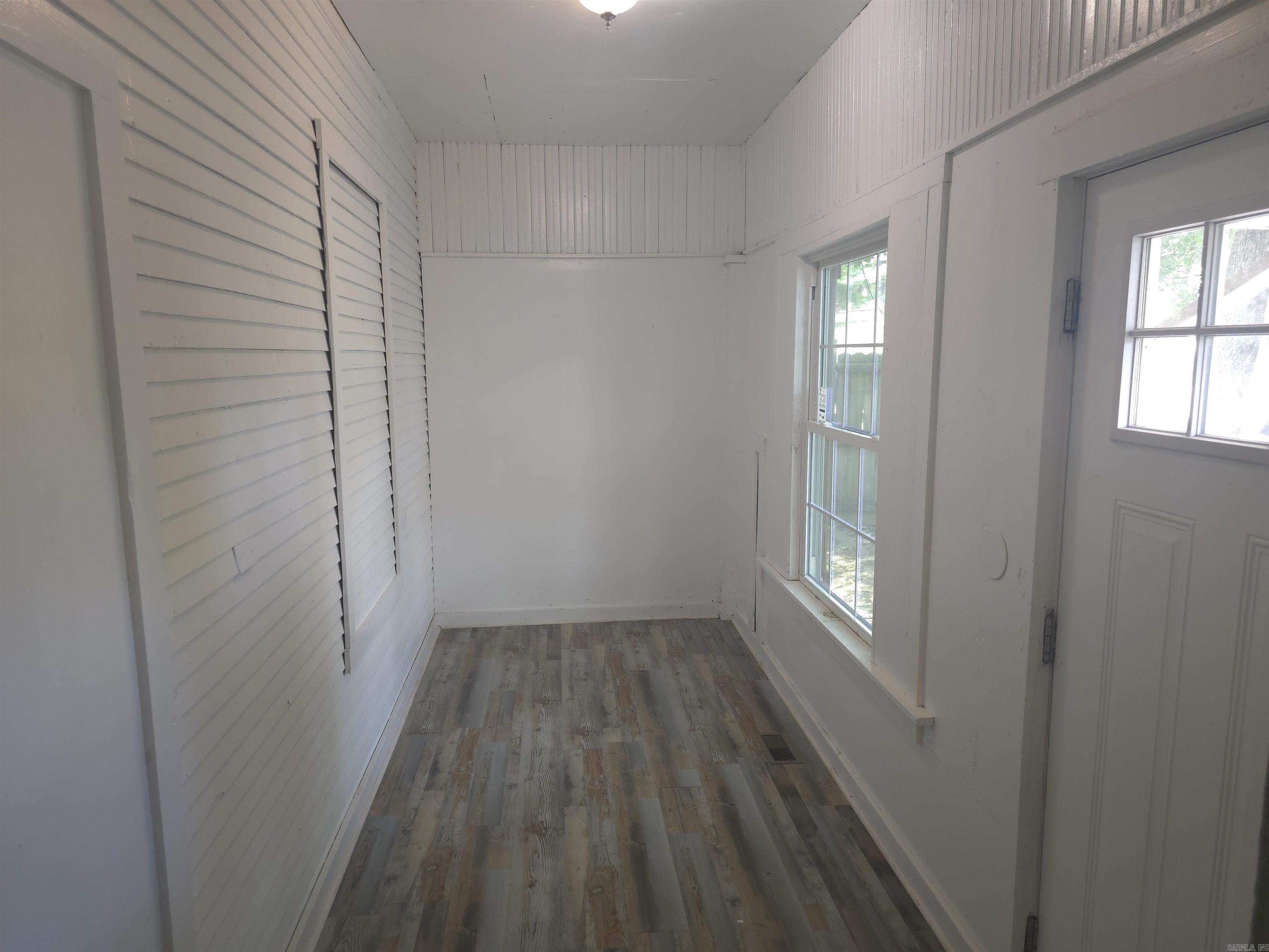 Morrison & Belding - Residential Lease