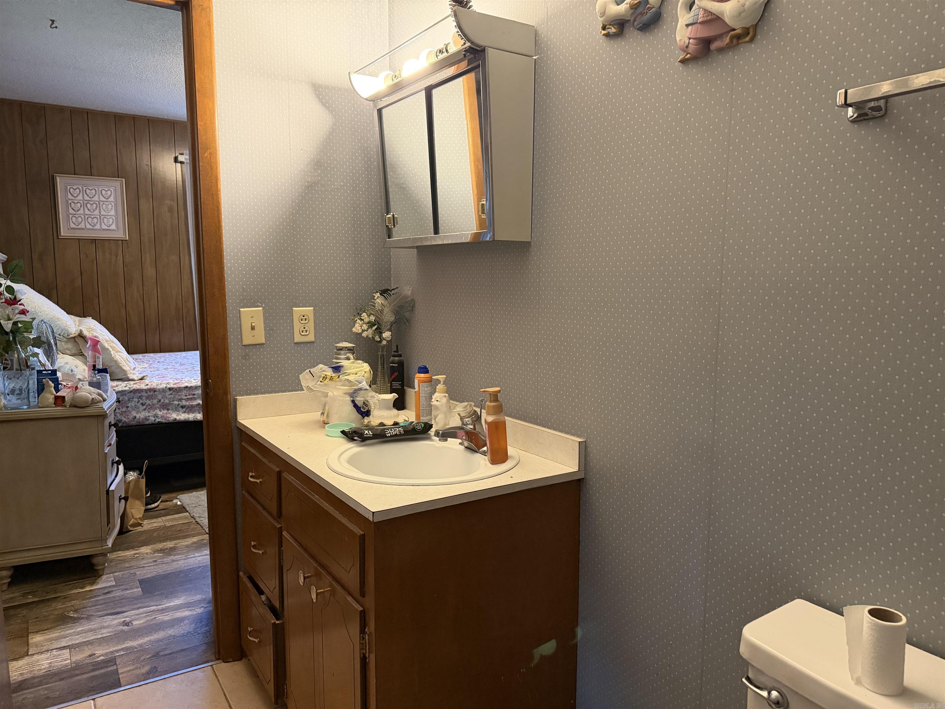 MOORES - Residential
