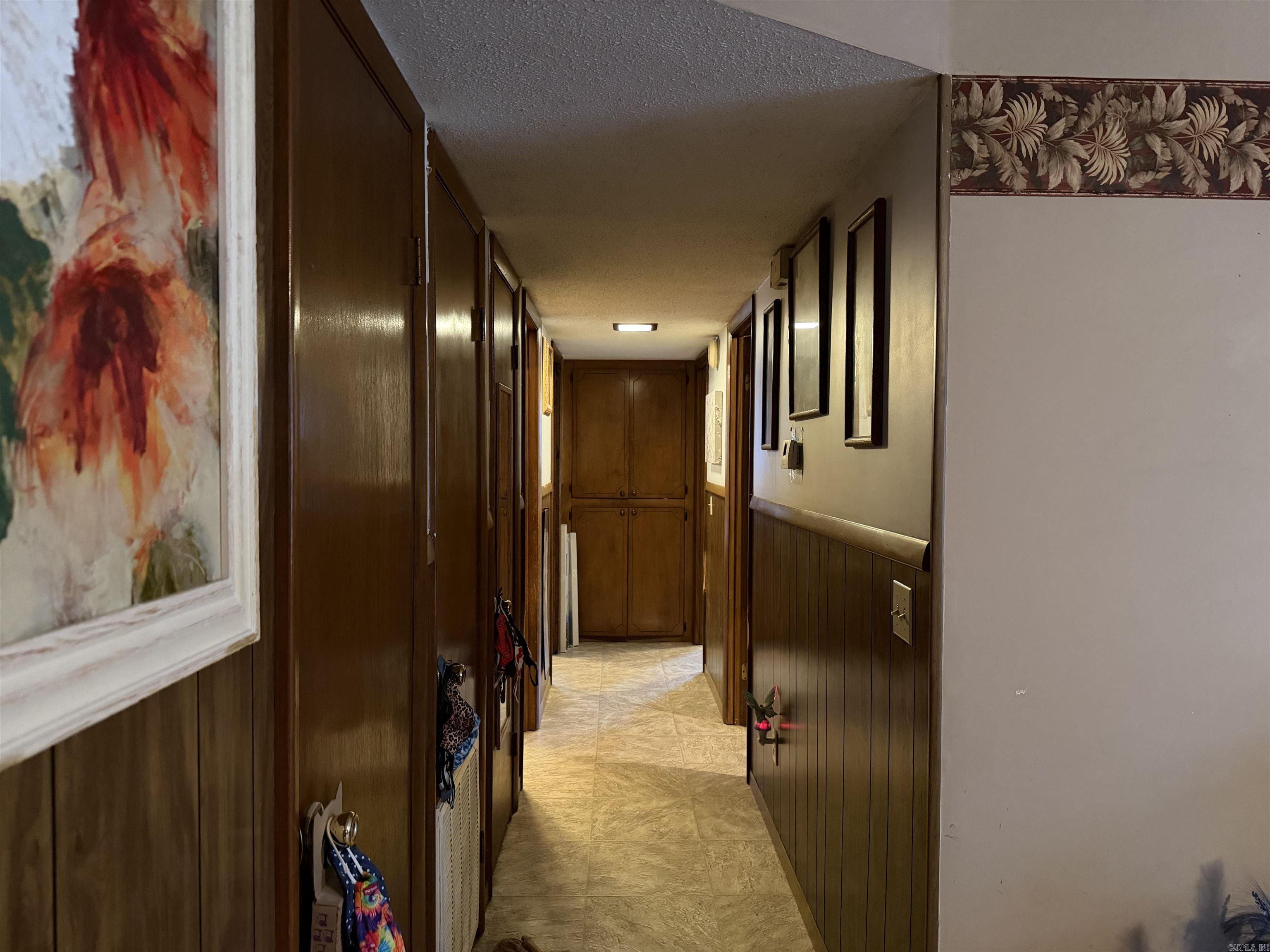 MOORES - Residential