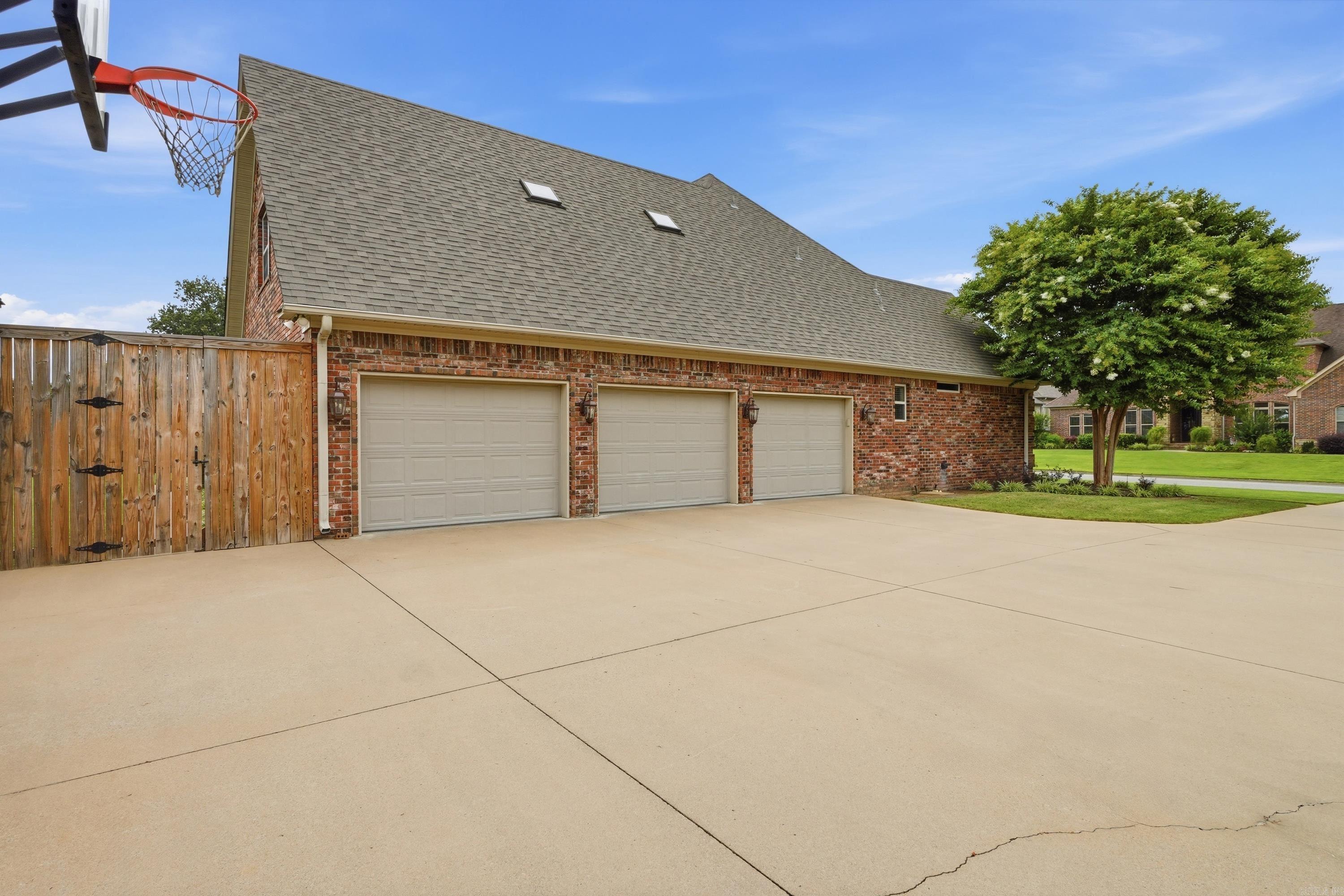 FAIRWAY, THE @ CENTENNIAL - Residential