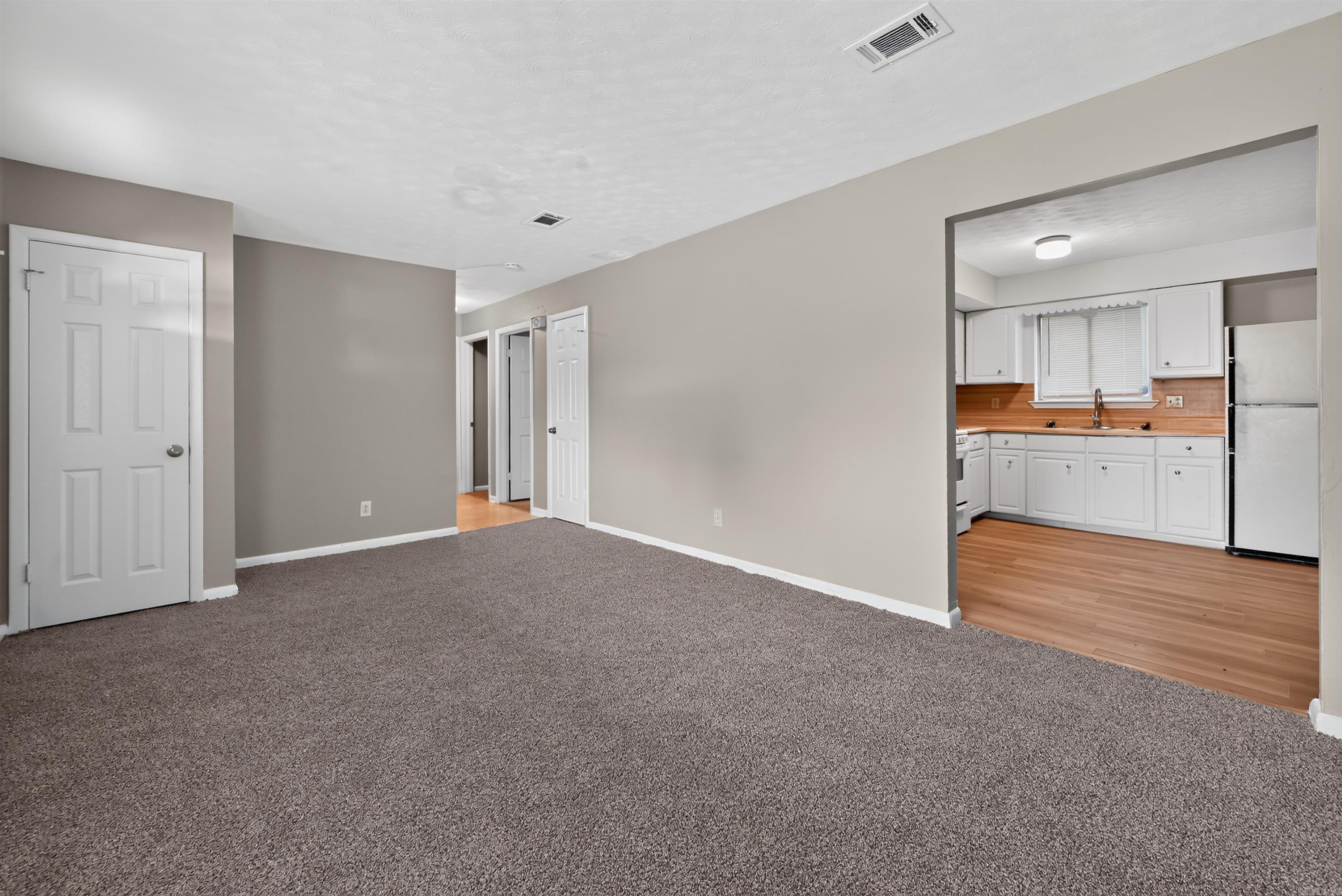 HICKMAN & MCCONNELL - Residential