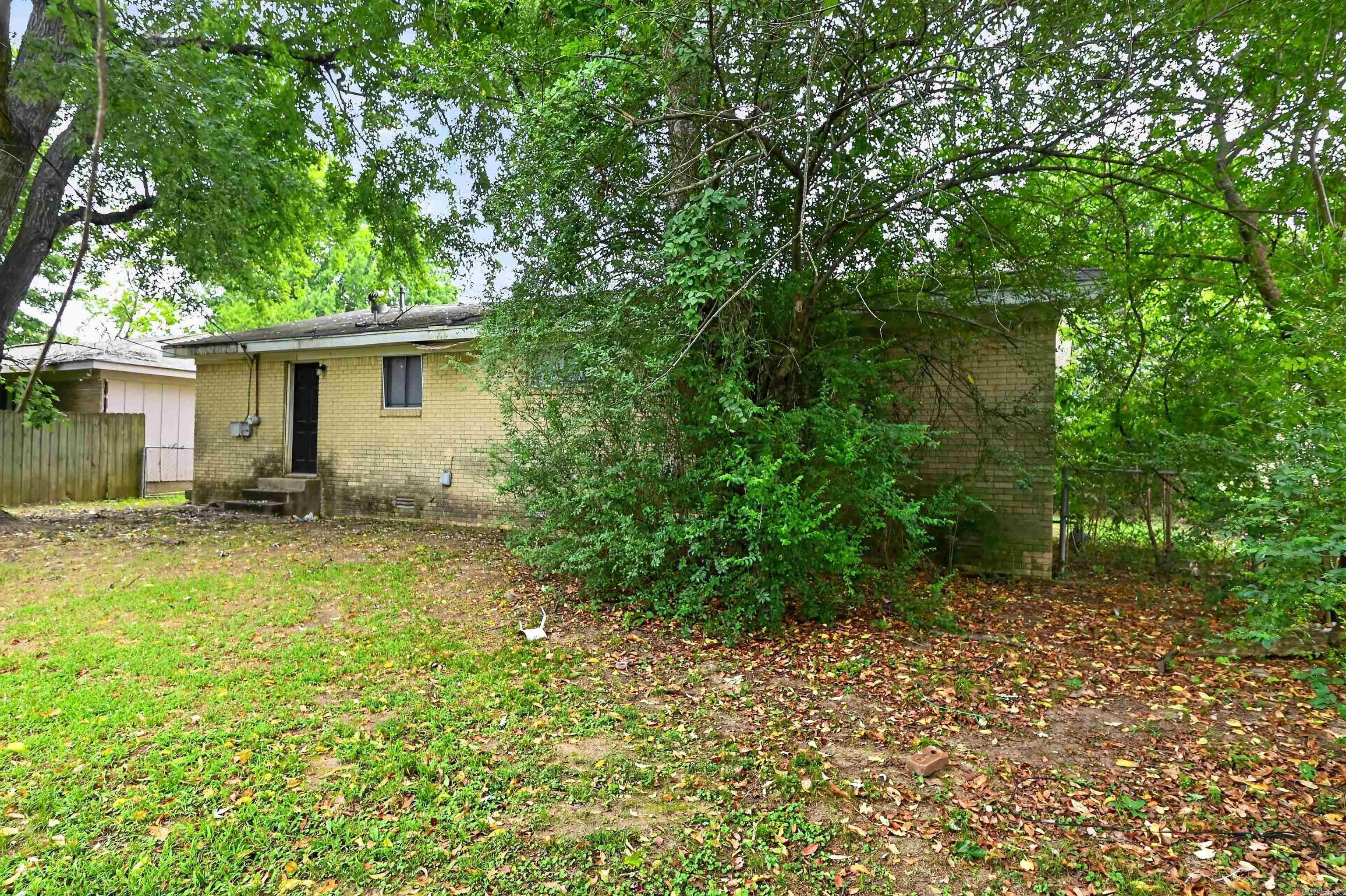 HICKMAN & MCCONNELL - Residential