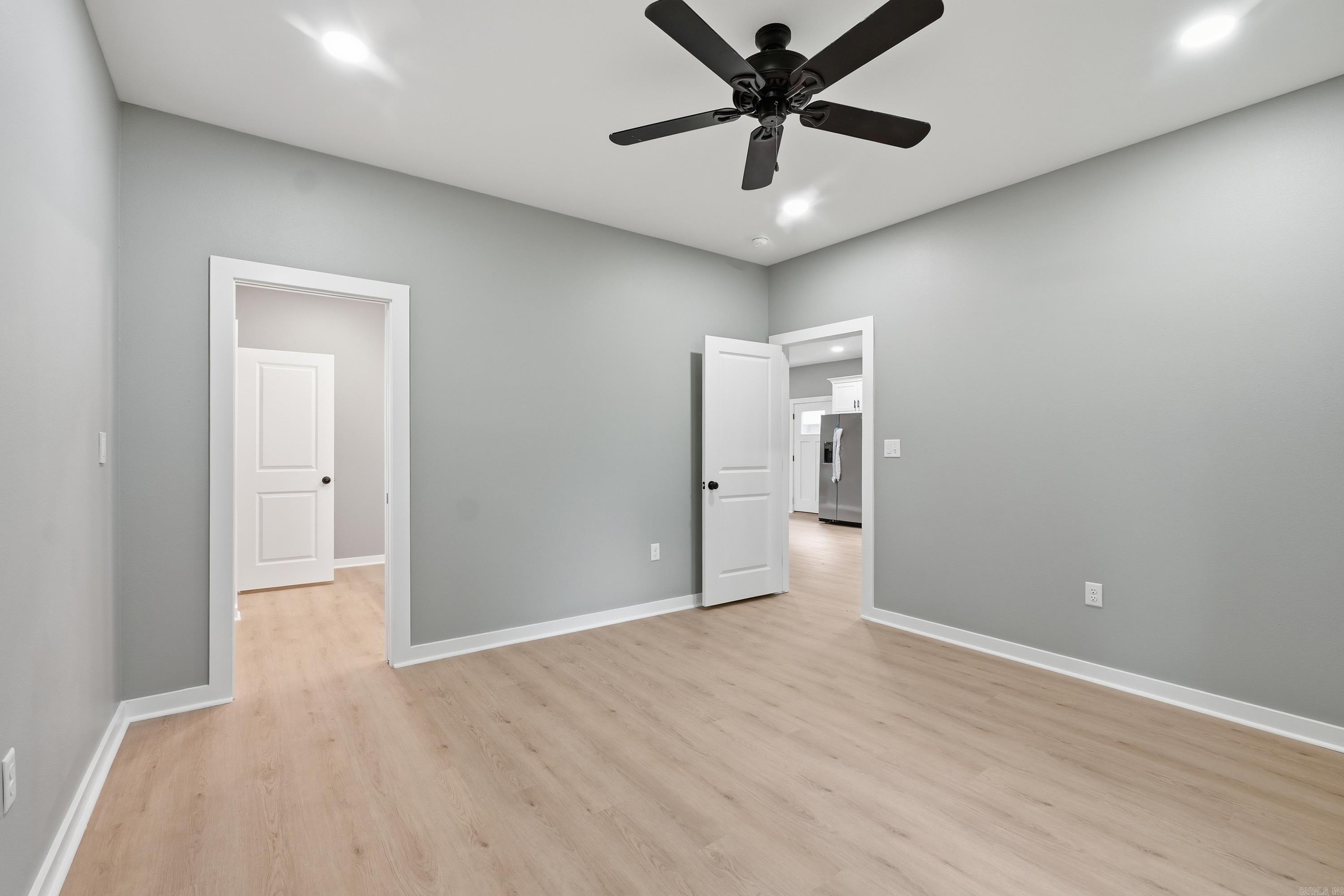 PARKWOOD - Residential