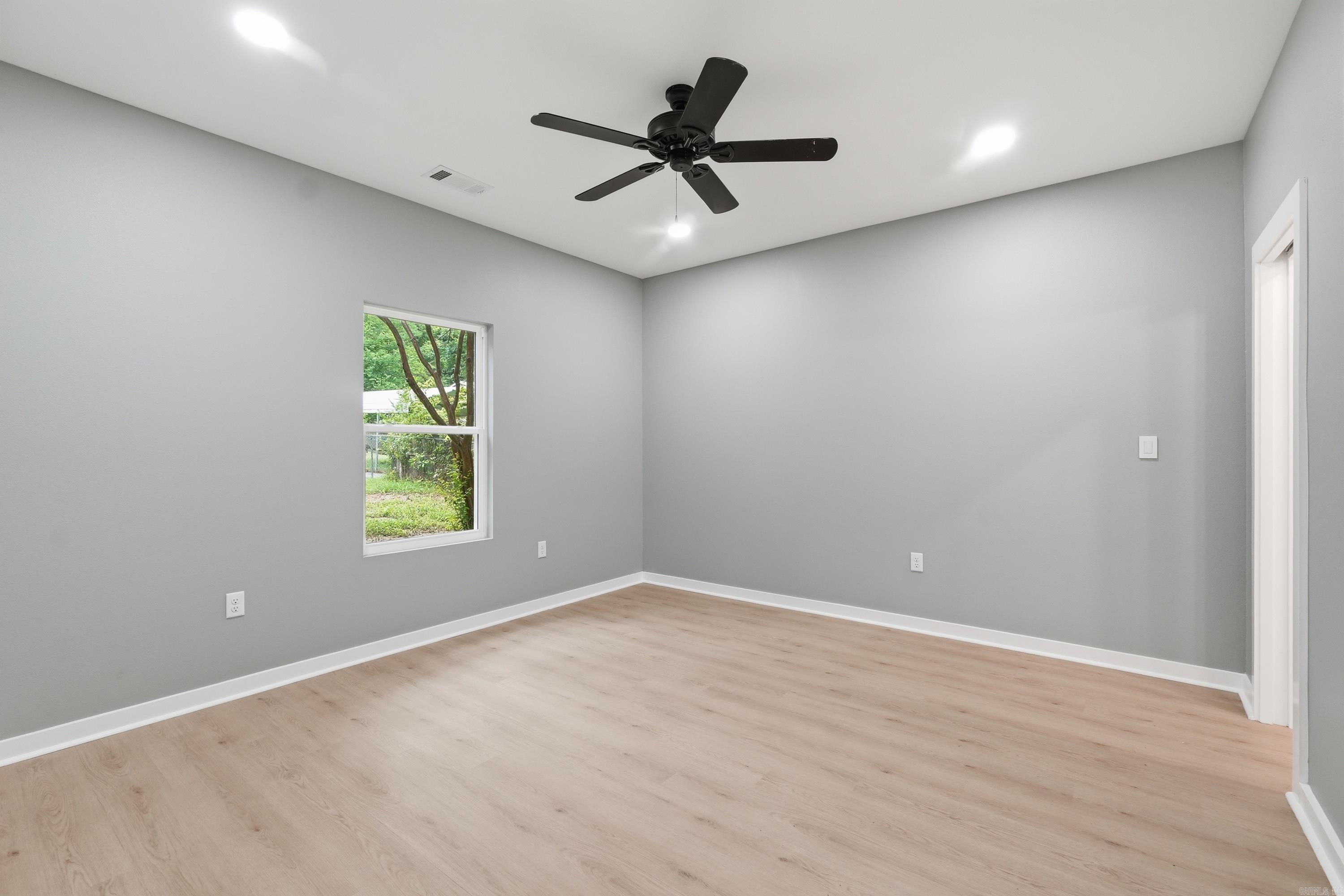 PARKWOOD - Residential